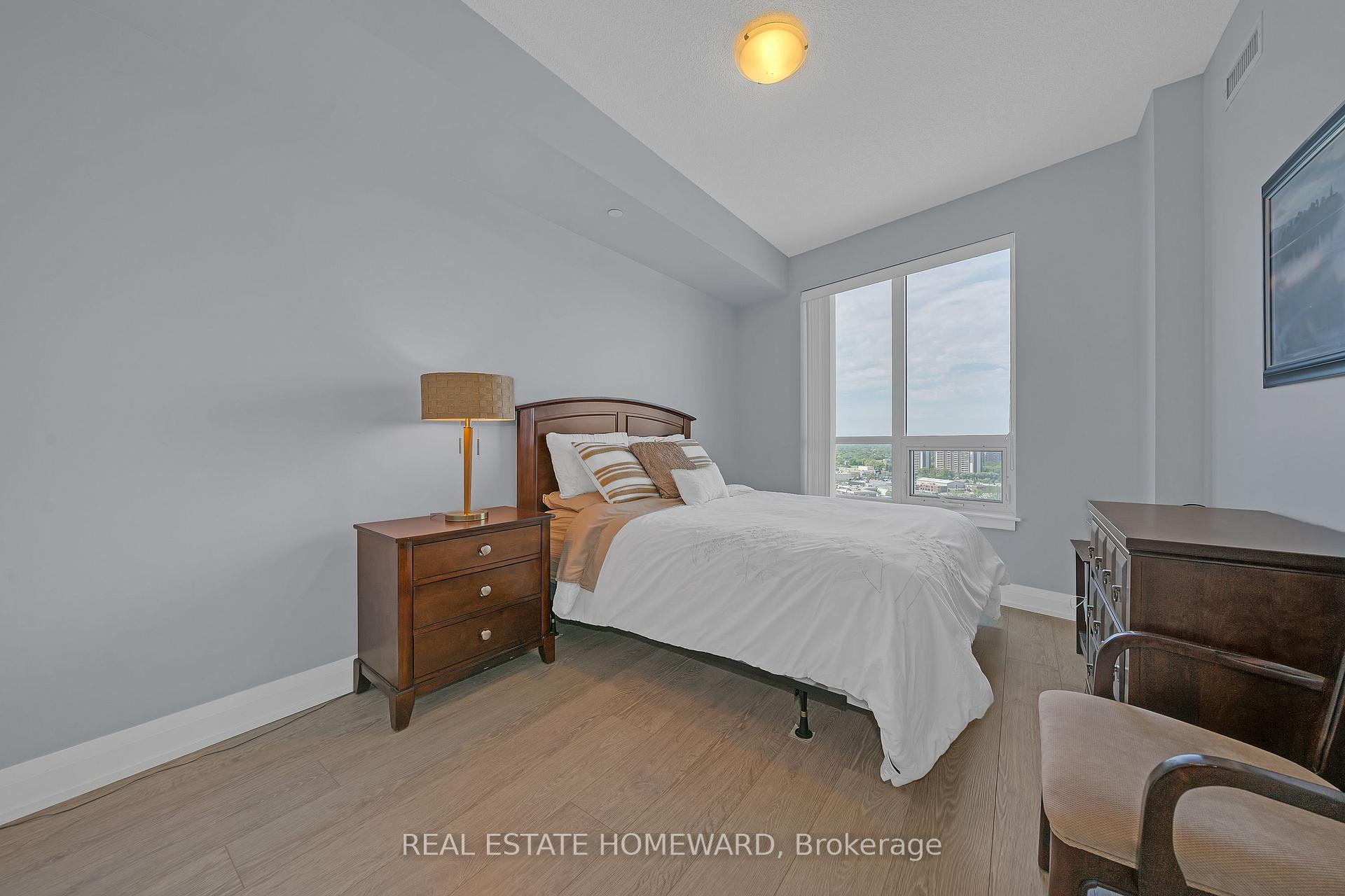 Photo 14 of Unit 1525, 7161 Yonge Street, Markham, Thornhill — HOMEH