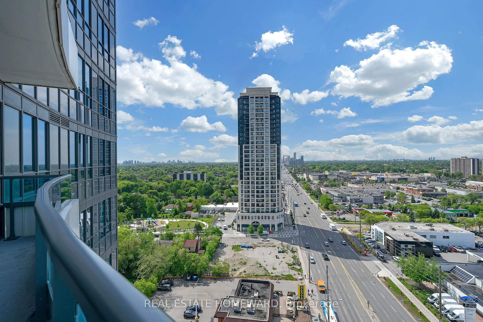 Photo 18 of Unit 1525, 7161 Yonge Street, Markham, Thornhill — HOMEH