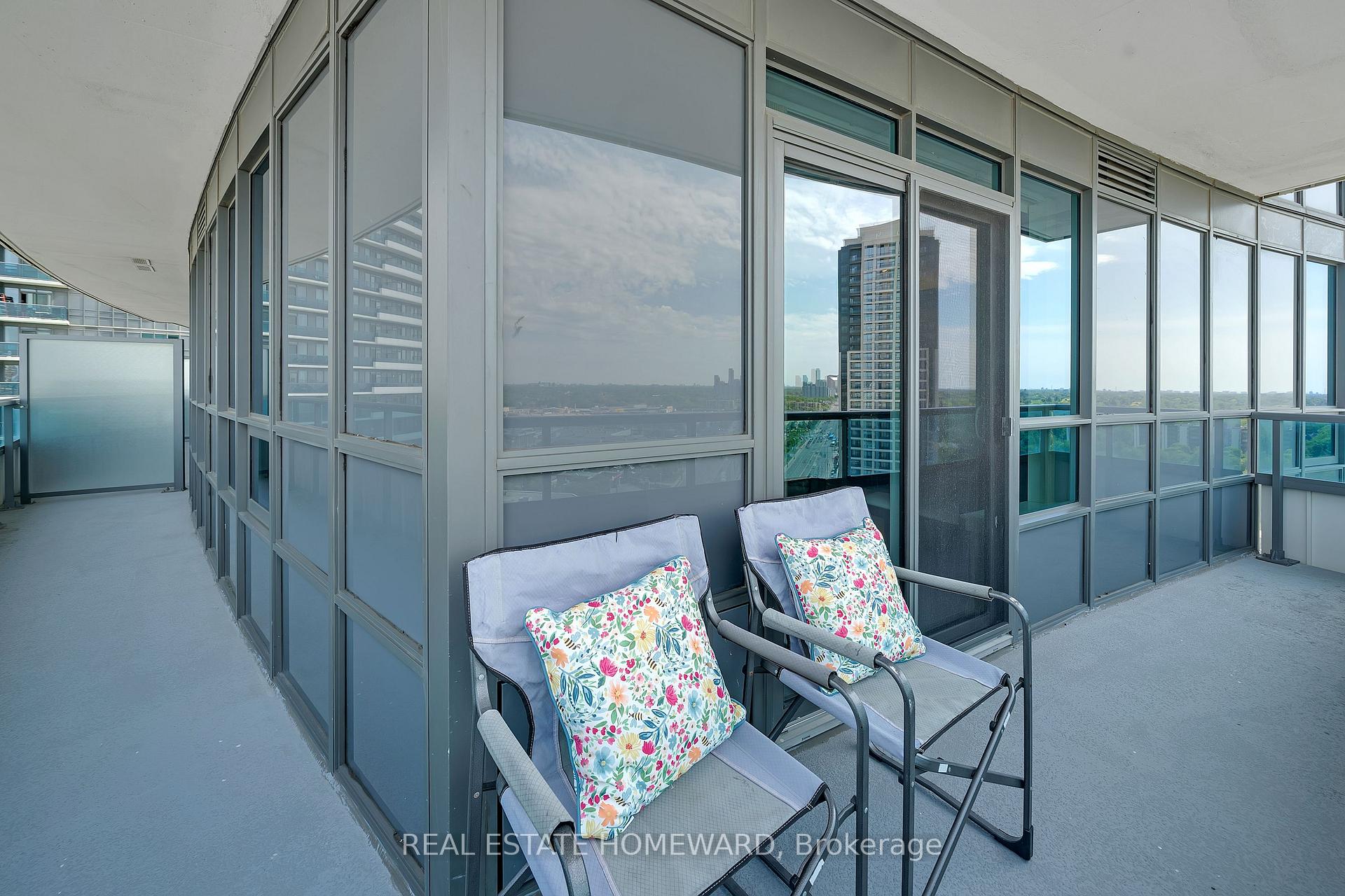 Photo 20 of Unit 1525, 7161 Yonge Street, Markham, Thornhill — HOMEH