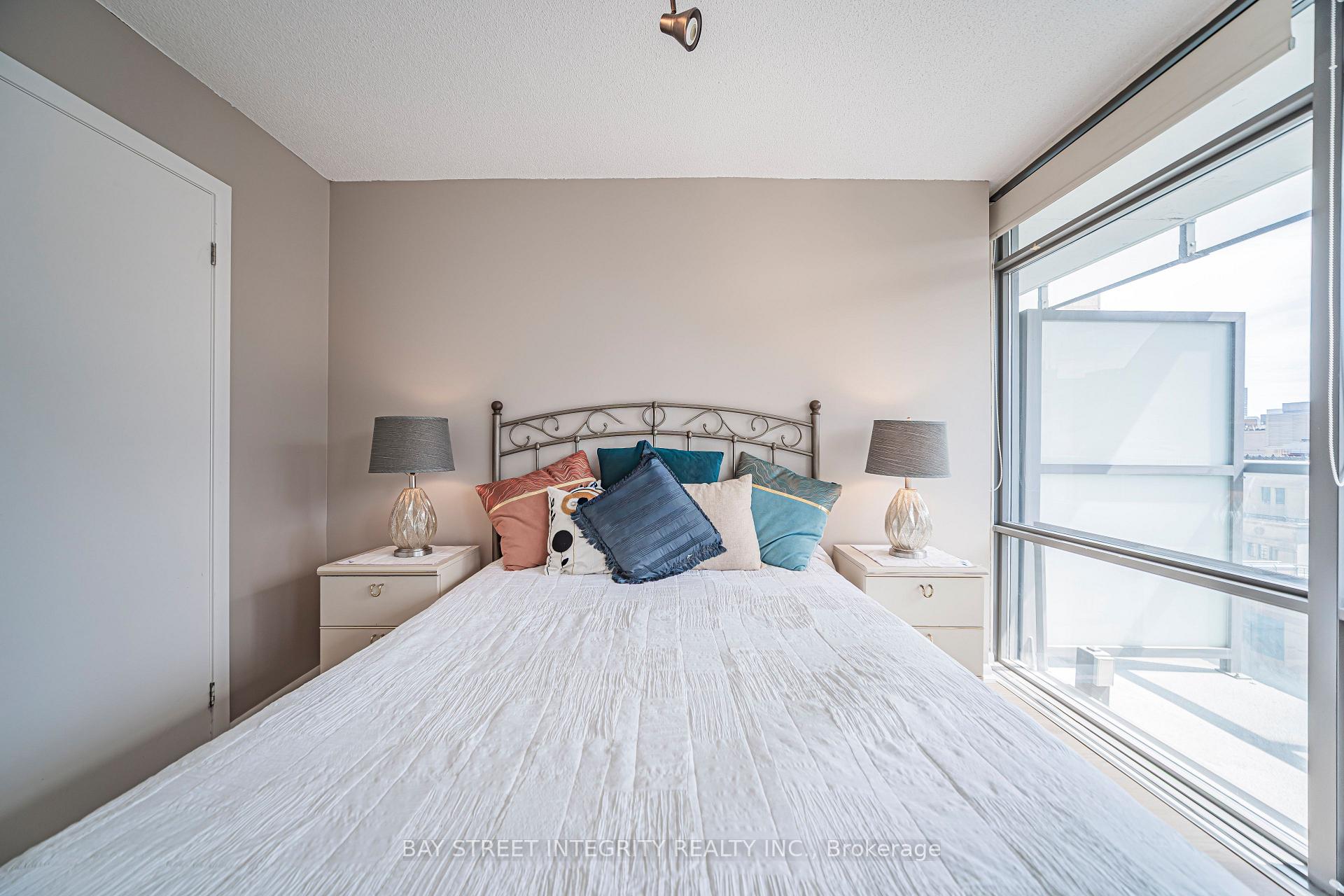 Photo 29 of Unit 1406, 38 Grenville Street, Toronto, Bay Street Corridor — HOMEH