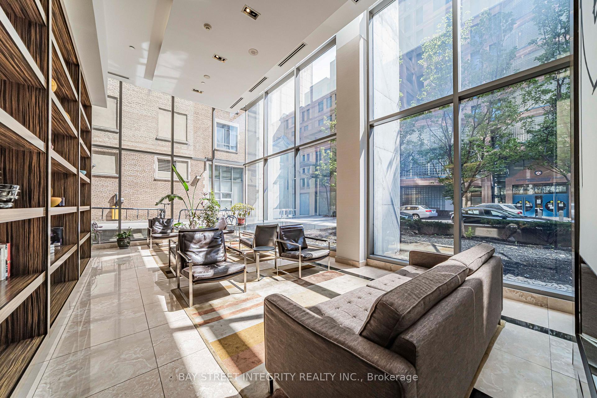 Photo 33 of Unit 1406, 38 Grenville Street, Toronto, Bay Street Corridor — HOMEH