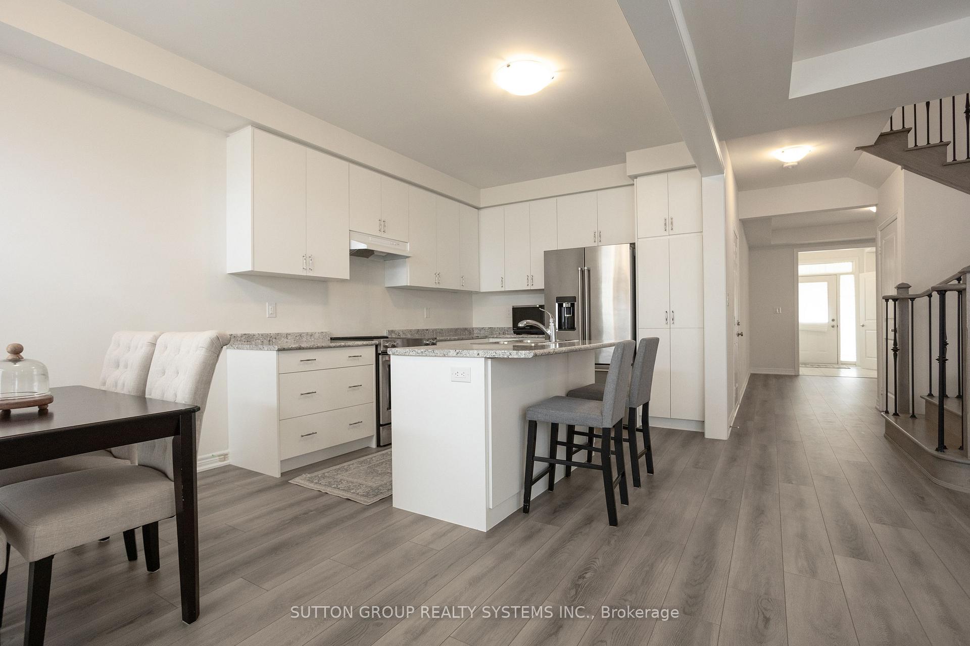 Photo 11 of 96 Kenesky Drive, Hamilton, Waterdown — HOMEH