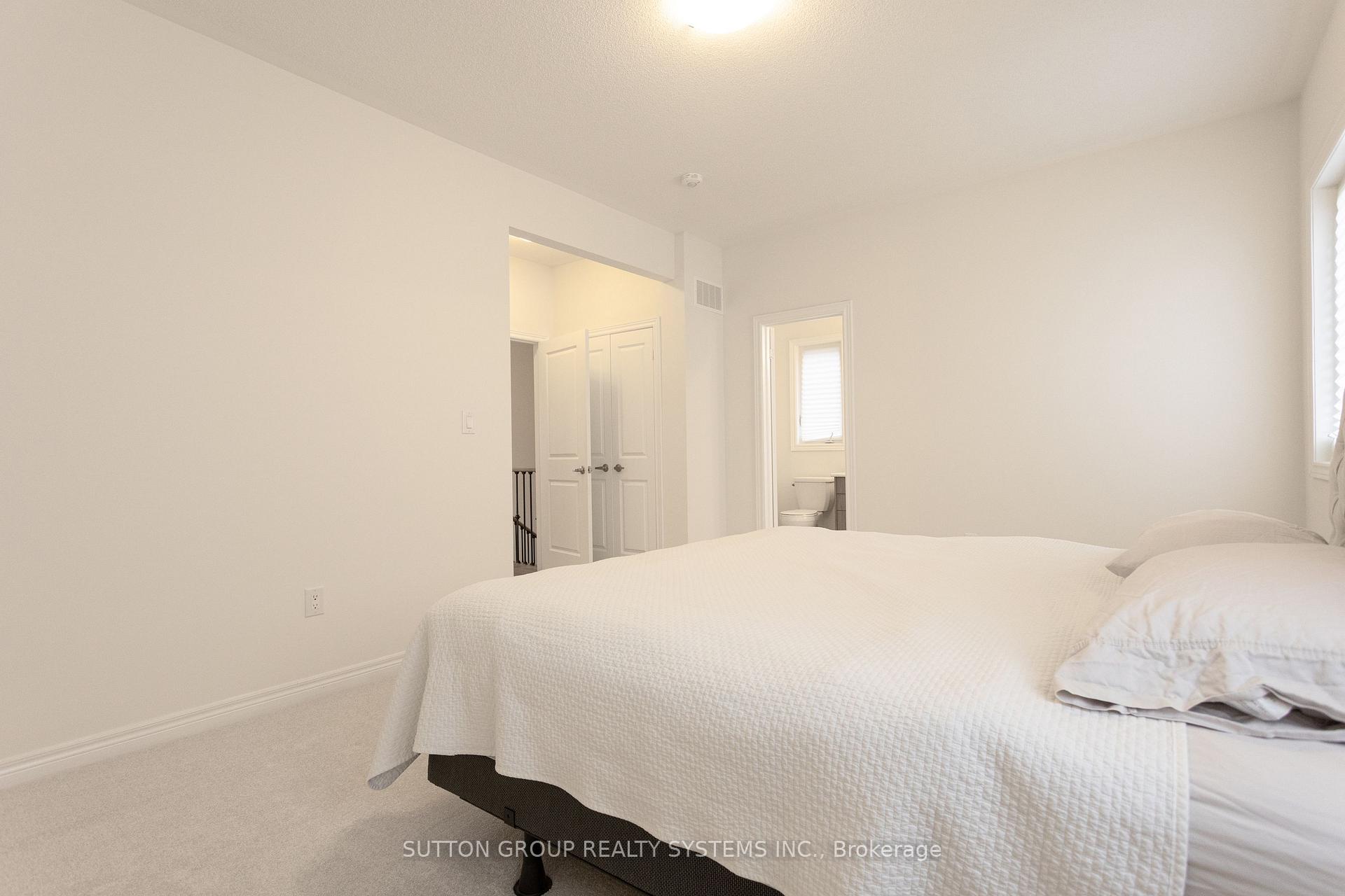 Photo 21 of 96 Kenesky Drive, Hamilton, Waterdown — HOMEH