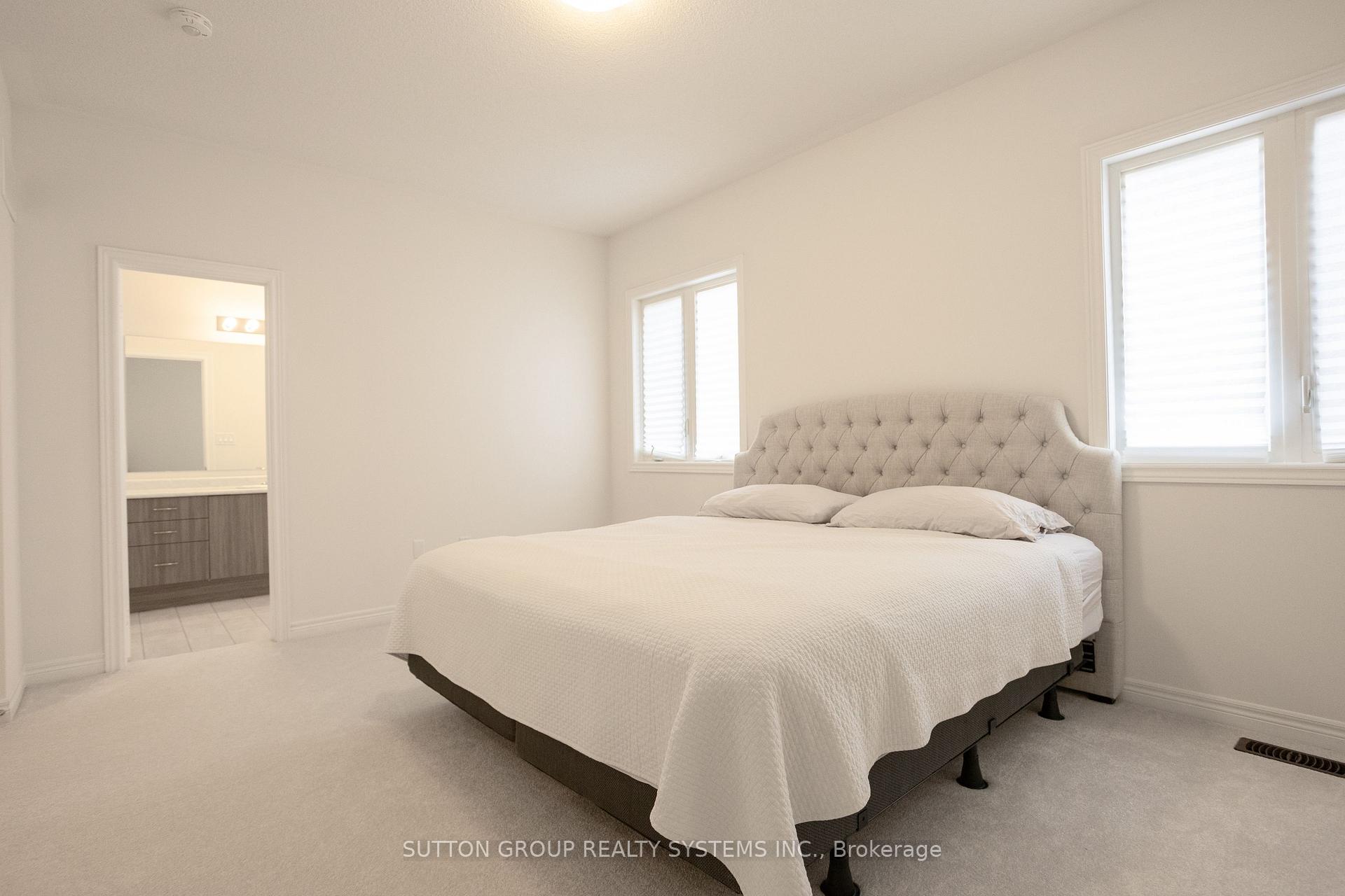 Photo 22 of 96 Kenesky Drive, Hamilton, Waterdown — HOMEH