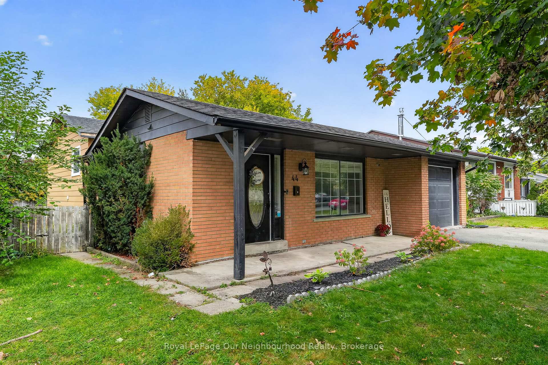 Photo 2 of 44 Barbara Street, Quinte West, Trenton Ward — HOMEH