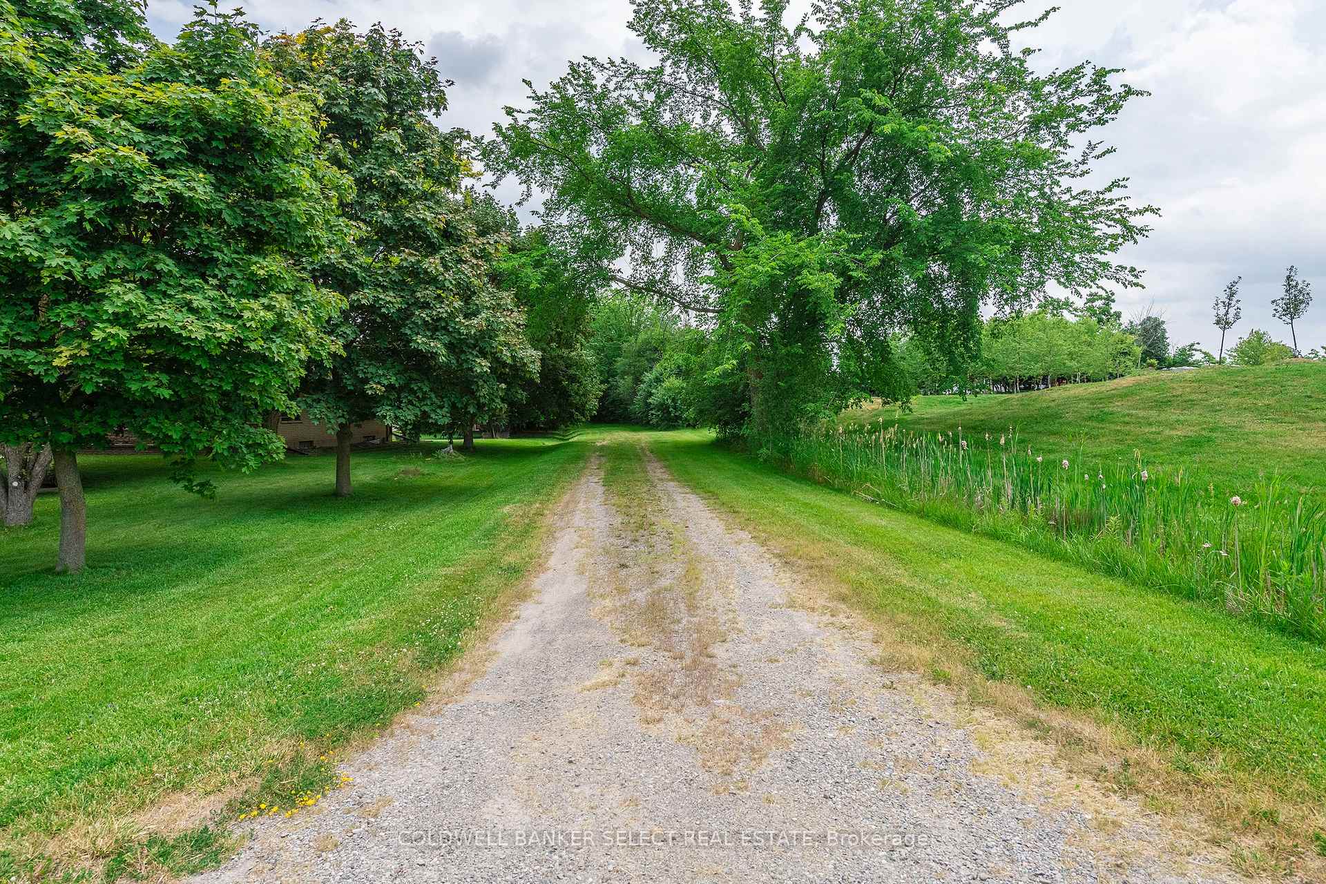 Photo 2 of 6261 Healey Road, Caledon, Rural Caledon — HOMEH