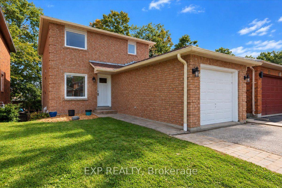 Photo 3 of 64 Ferguson Drive, Barrie, Northwest — HOMEH