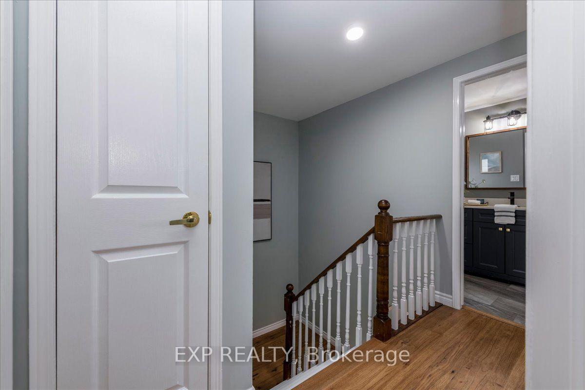Photo 15 of 64 Ferguson Drive, Barrie, Northwest — HOMEH
