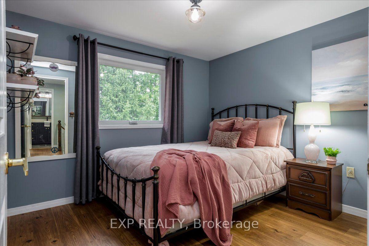 Photo 18 of 64 Ferguson Drive, Barrie, Northwest — HOMEH