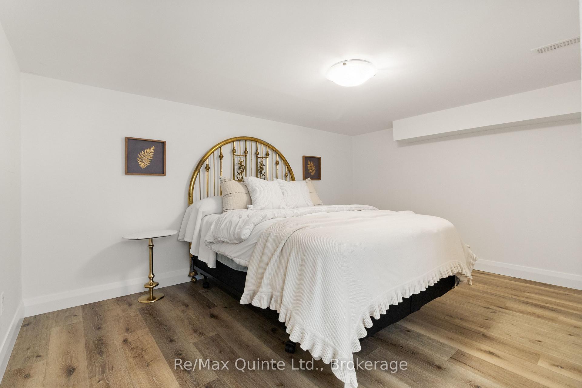 Photo 44 of 69 Kensington Crescent, Belleville, Belleville Ward — HOMEH