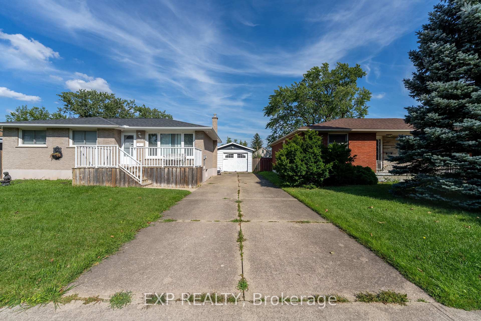 Photo 2 of 7040 Warden Avenue, Niagara Falls, Arad/Fallsview — HOMEH