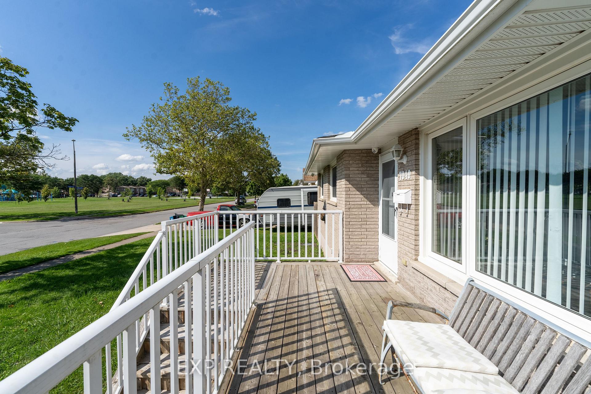 Photo 5 of 7040 Warden Avenue, Niagara Falls, Arad/Fallsview — HOMEH