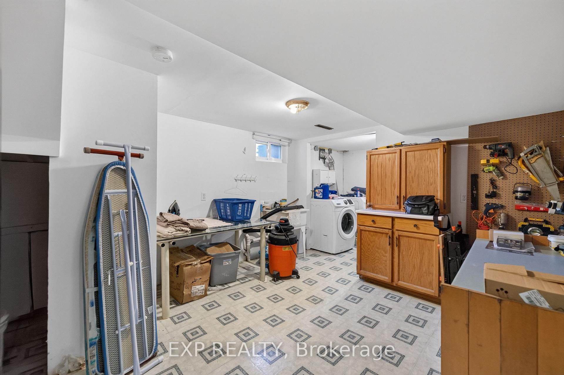Photo 33 of 7040 Warden Avenue, Niagara Falls, Arad/Fallsview — HOMEH