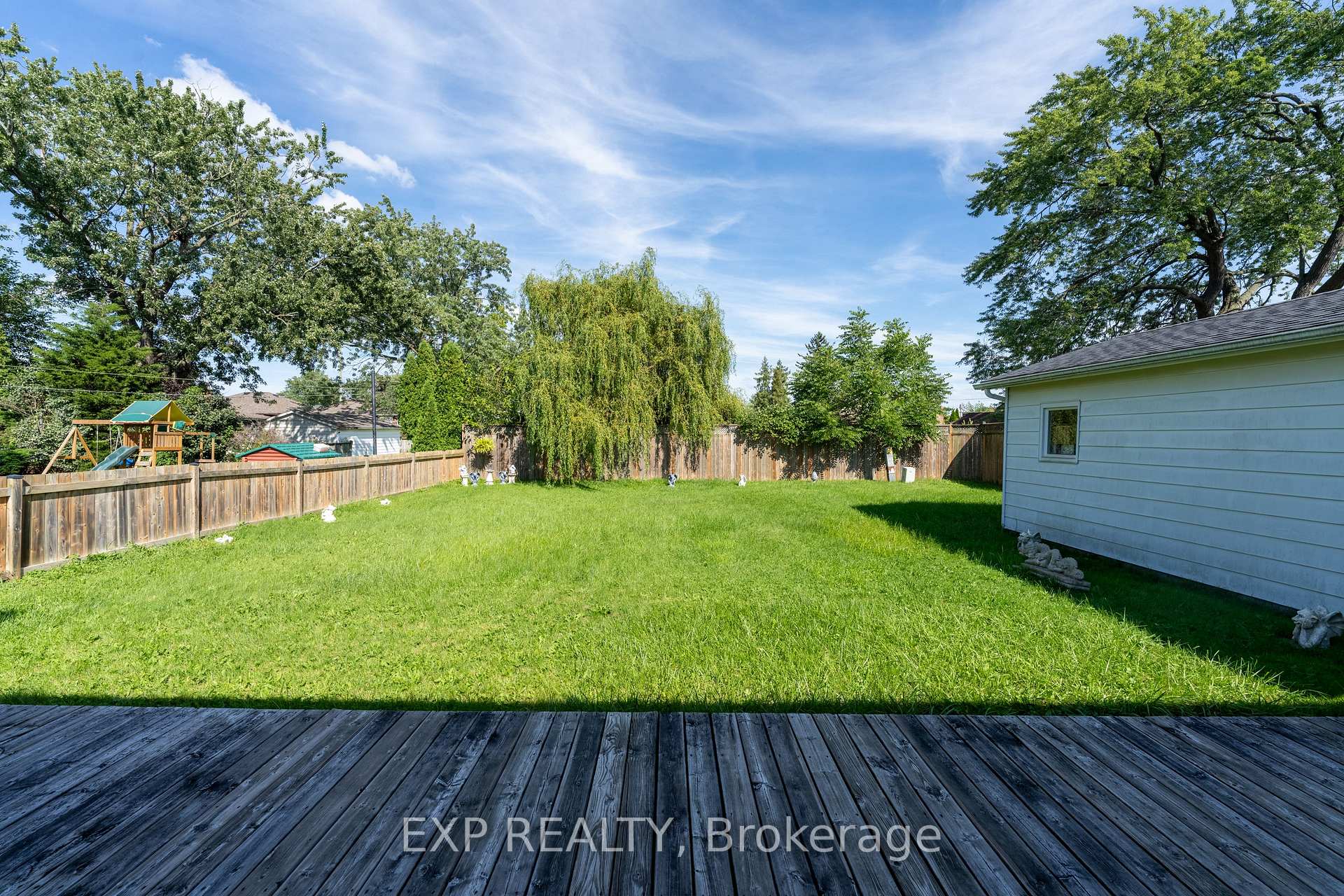 Photo 35 of 7040 Warden Avenue, Niagara Falls, Arad/Fallsview — HOMEH