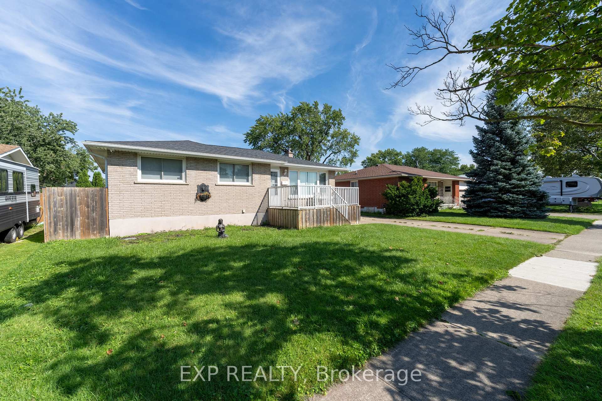 Photo 43 of 7040 Warden Avenue, Niagara Falls, Arad/Fallsview — HOMEH