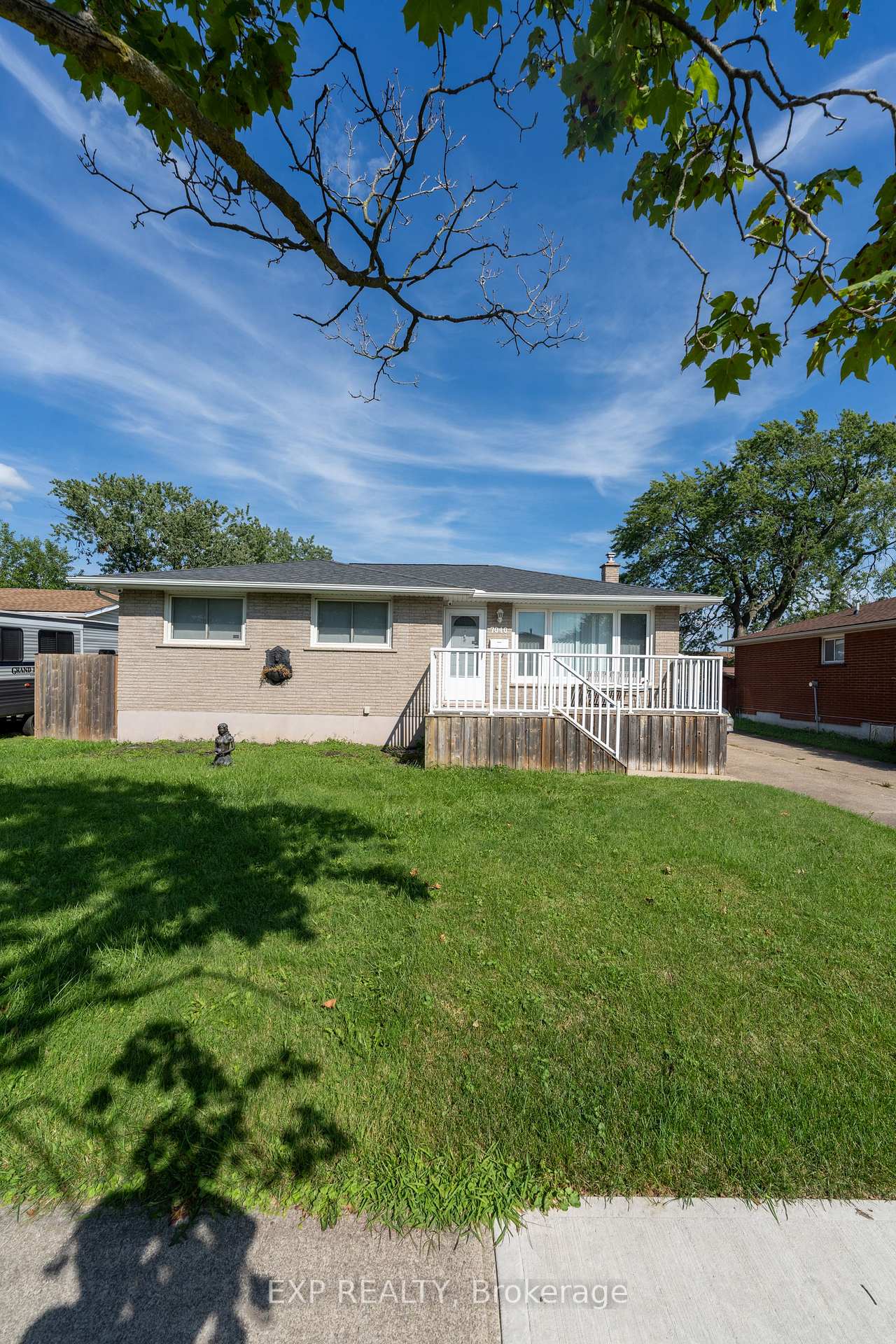 Photo 44 of 7040 Warden Avenue, Niagara Falls, Arad/Fallsview — HOMEH