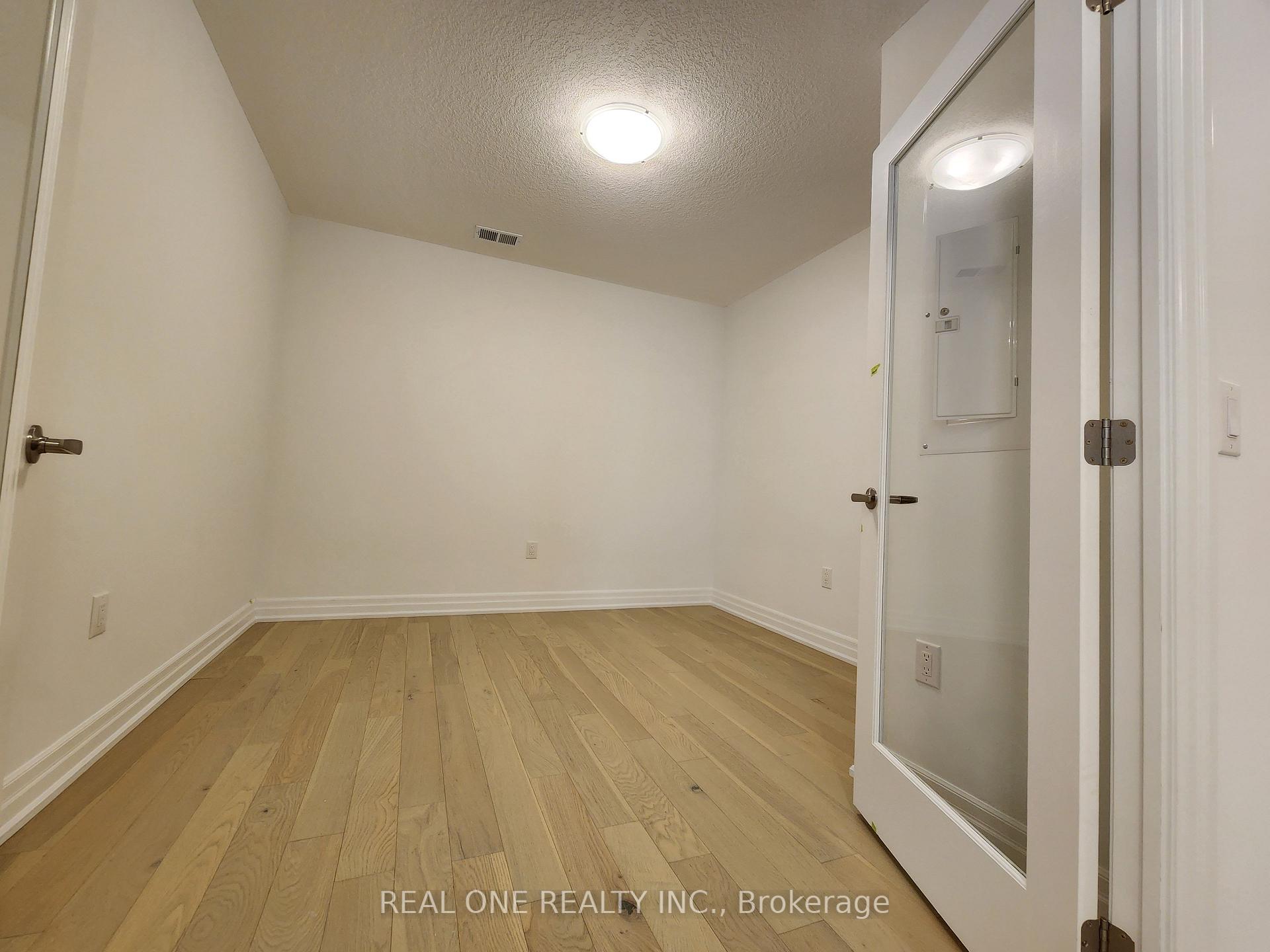 Photo 7 of Unit 906, 480 Callaway Road, London, North R — HOMEH
