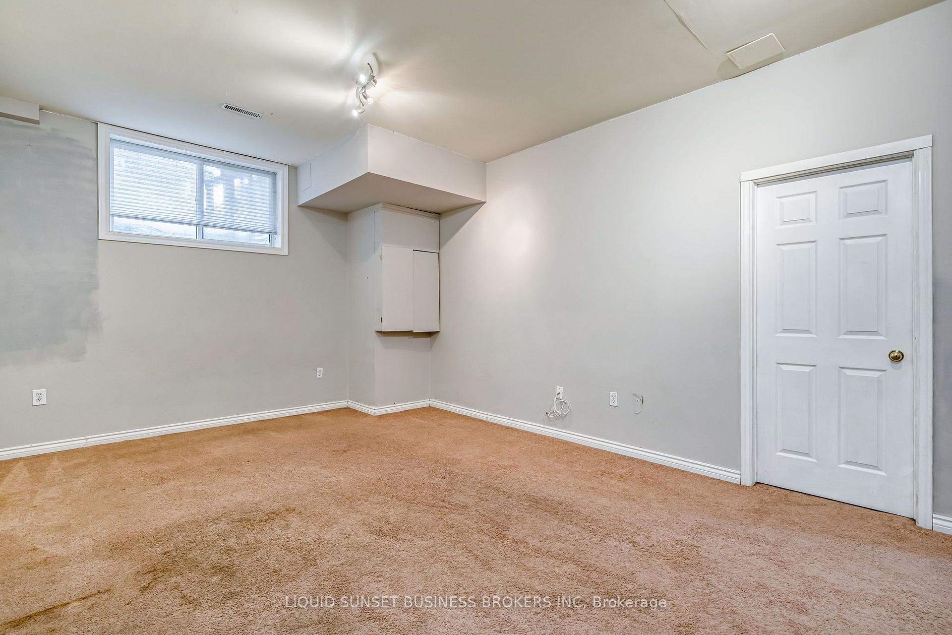Photo 19 of Unit 22, 185 North Centre Road, London, North B — HOMEH