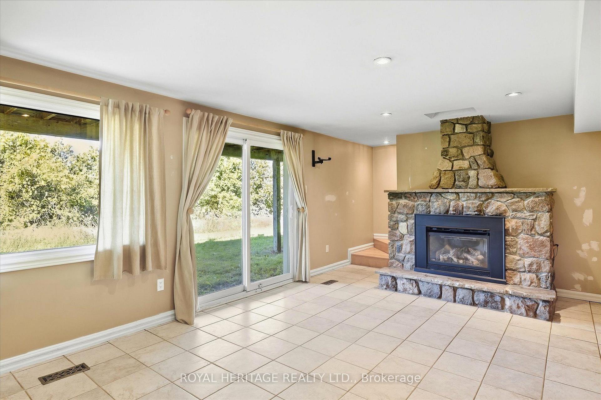 Photo 33 of 4249 County Road 32, Douro-Dummer — HOMEH