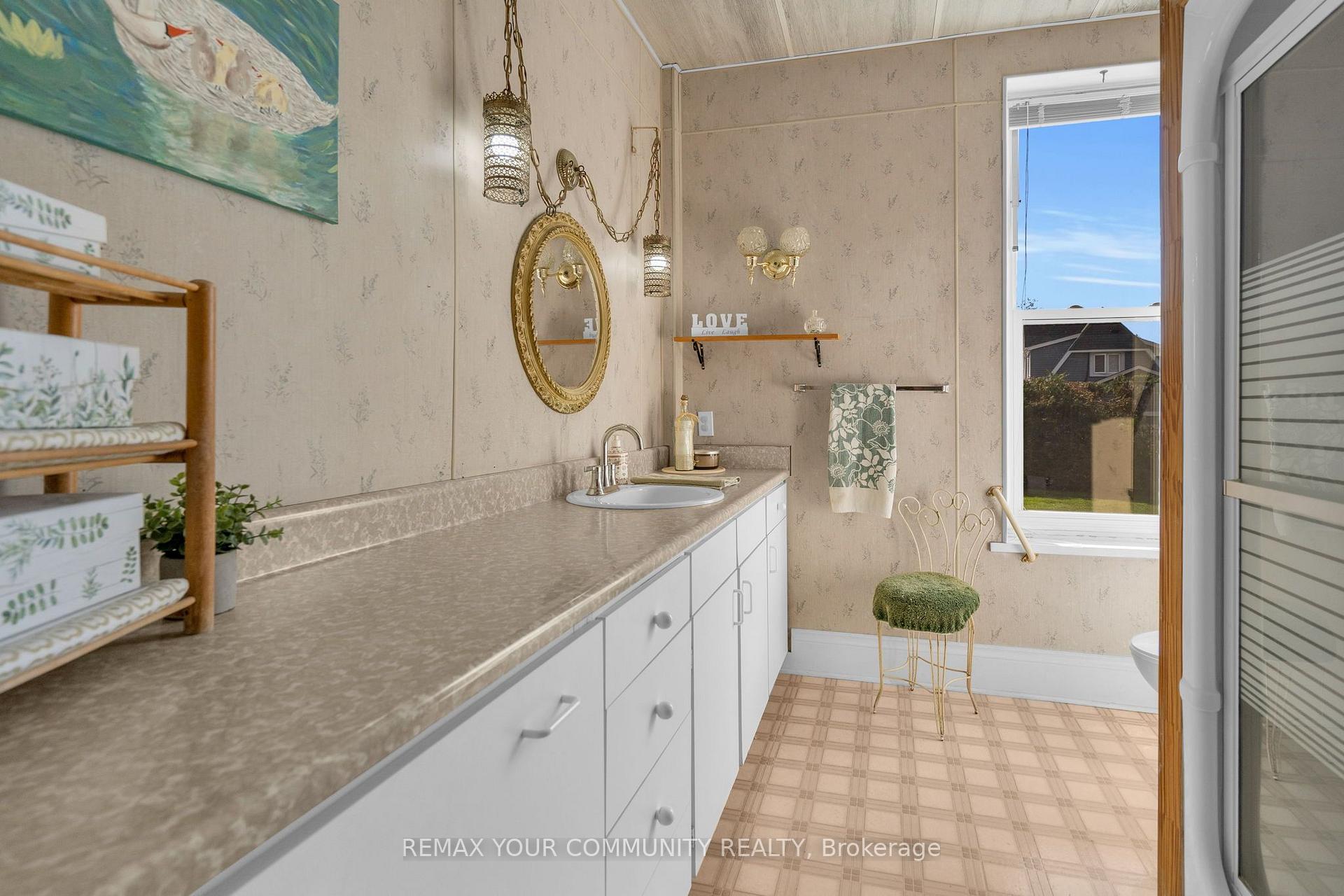 Photo 34 of 351 Hedge Road, Georgina, Sutton & Jackson's Point — HOMEH