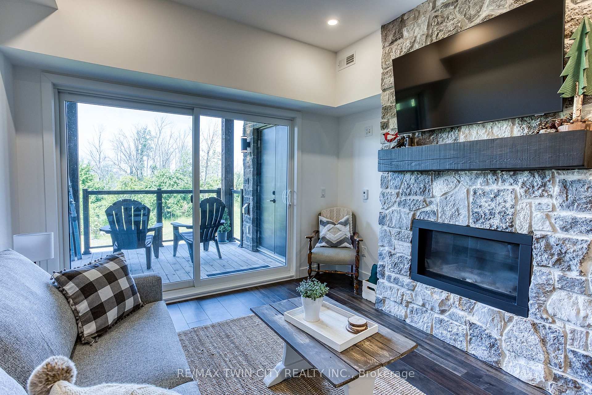 Photo 15 of Unit 206, 12 Beausoleil Lane, Blue Mountains — HOMEH