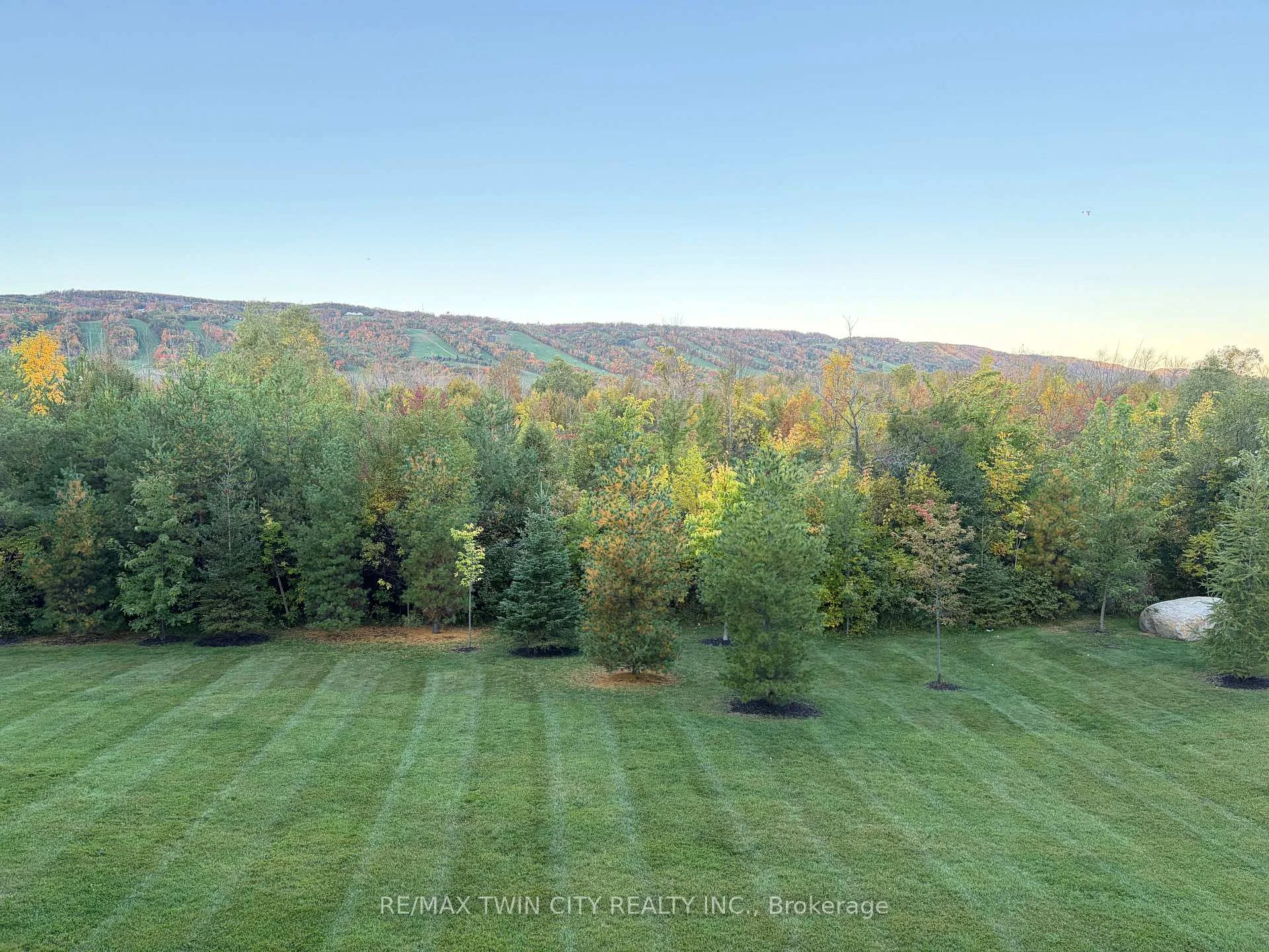 Photo 2 of Unit 206, 12 Beausoleil Lane, Blue Mountains — HOMEH