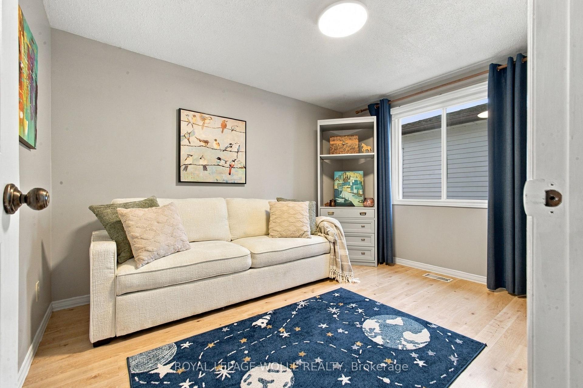 Photo 22 of 802 Strasburg Road, Kitchener, Country Hills — HOMEH
