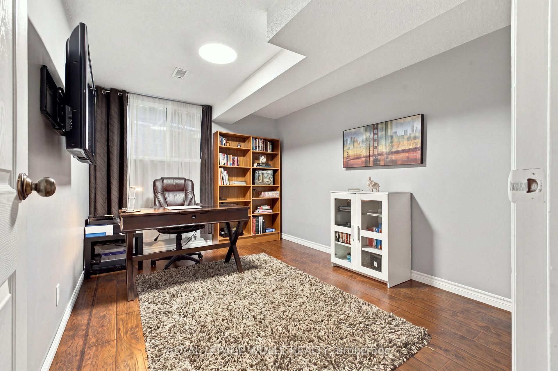 Photo 26 of 802 Strasburg Road, Kitchener, Country Hills — HOMEH