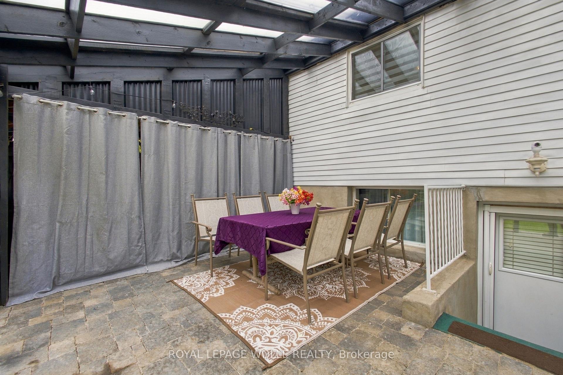 Photo 34 of 802 Strasburg Road, Kitchener, Country Hills — HOMEH