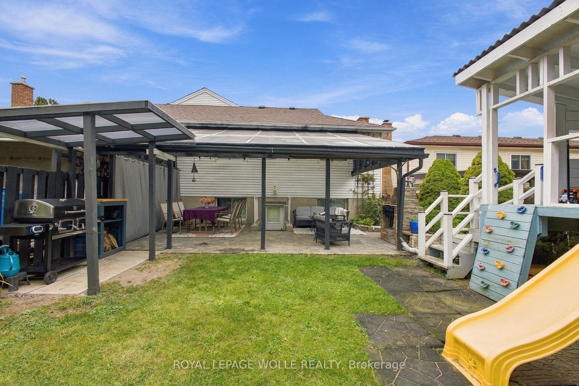 Photo 36 of 802 Strasburg Road, Kitchener, Country Hills — HOMEH