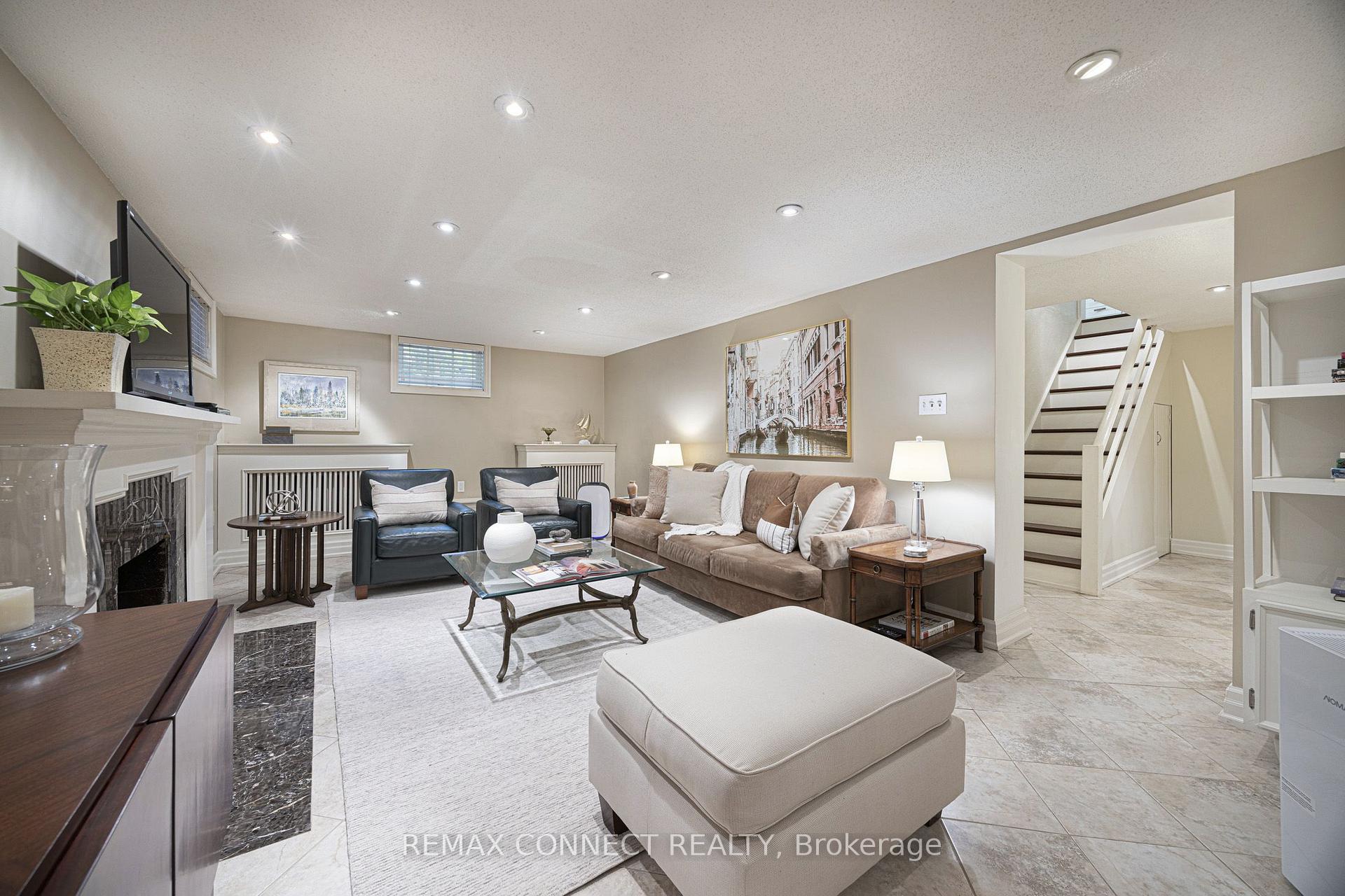 Photo 34 of 22 Belvedere Boulevard, Etobicoke, Kingsway South — HOMEH