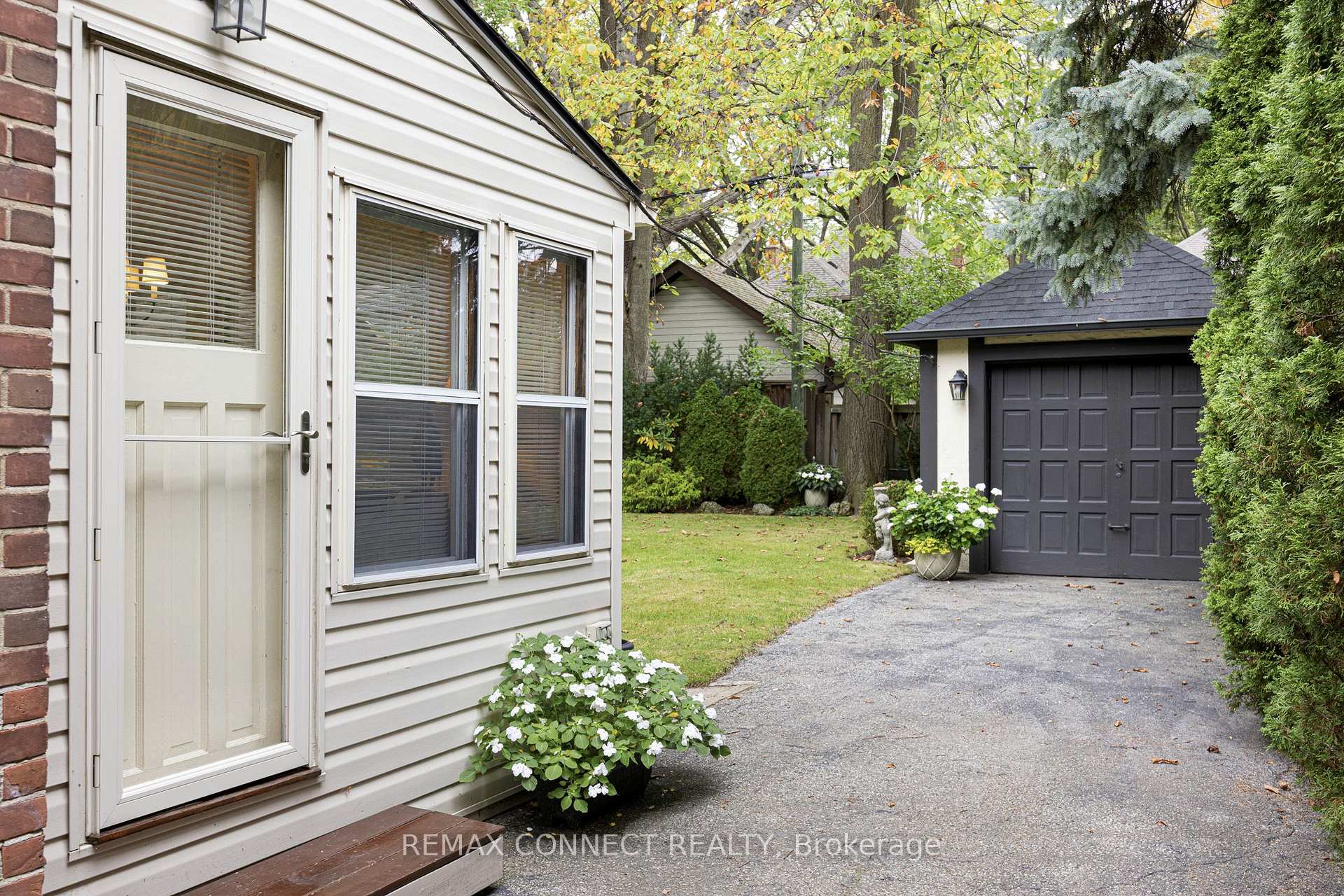 Photo 50 of 22 Belvedere Boulevard, Etobicoke, Kingsway South — HOMEH