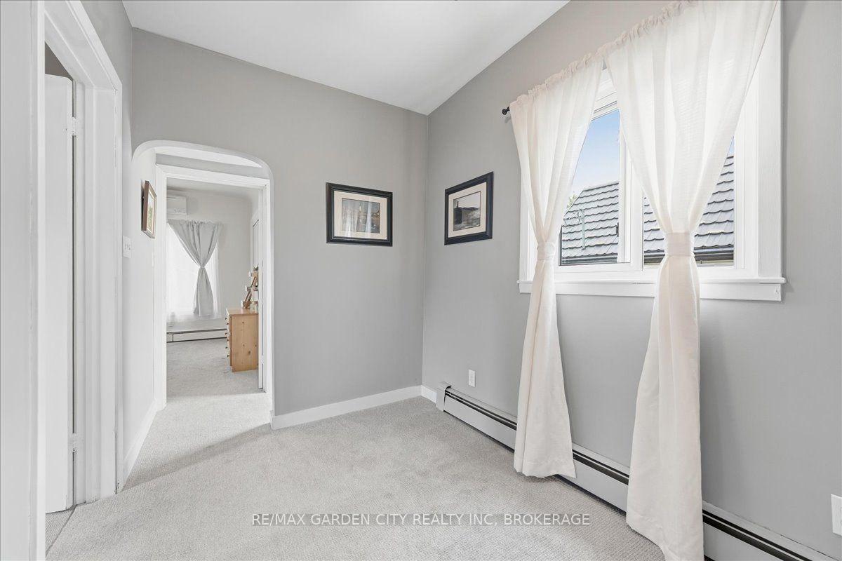 Photo 15 of 14 Forks Road, Welland, Dain City — HOMEH