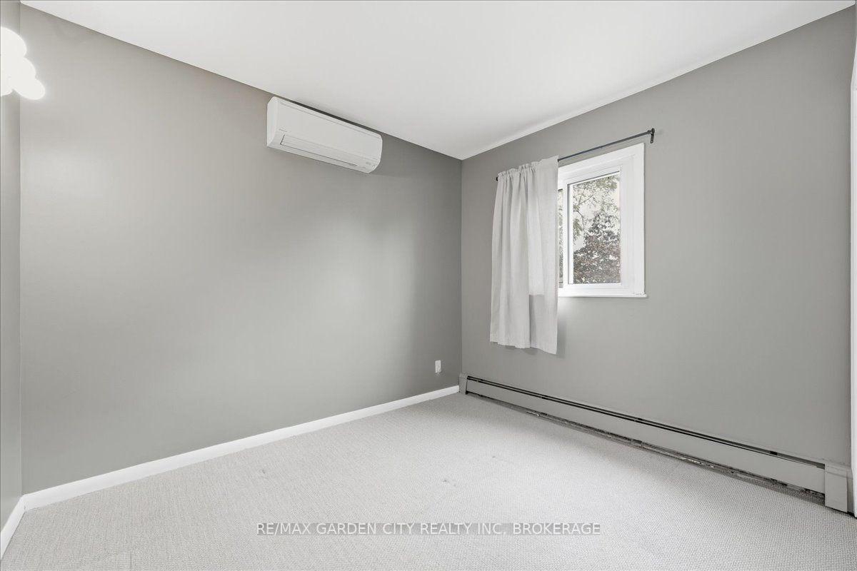 Photo 17 of 14 Forks Road, Welland, Dain City — HOMEH