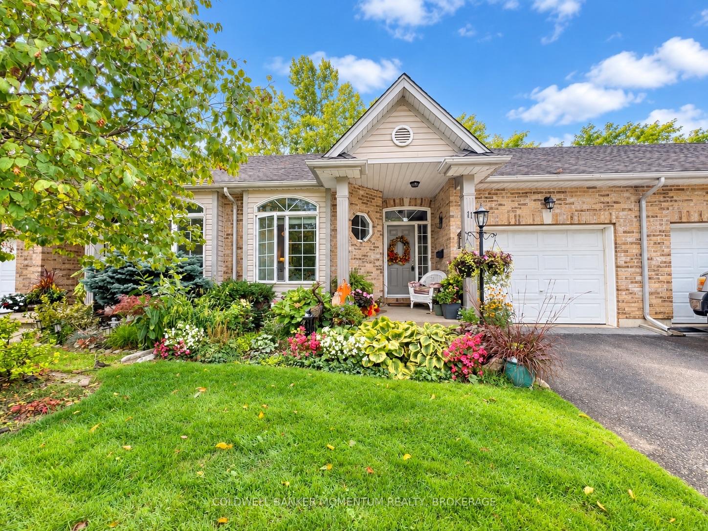 Photo 2 of Unit 11, 5200 Dorchester Road, Niagara Falls, Morrison — HOMEH