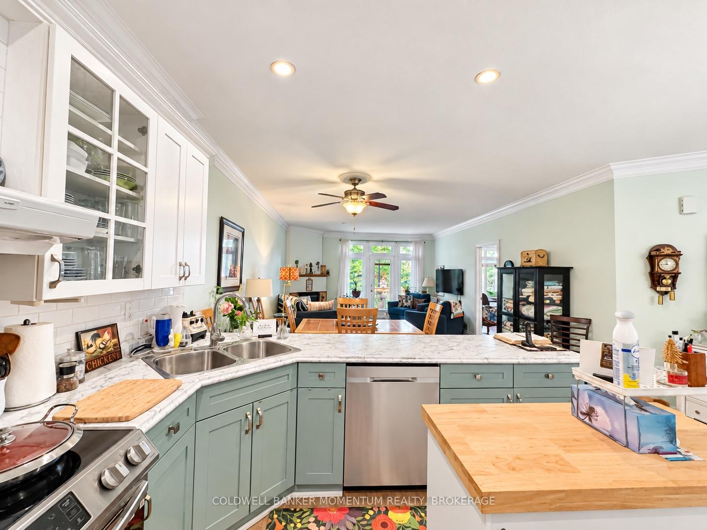 Photo 9 of Unit 11, 5200 Dorchester Road, Niagara Falls, Morrison — HOMEH
