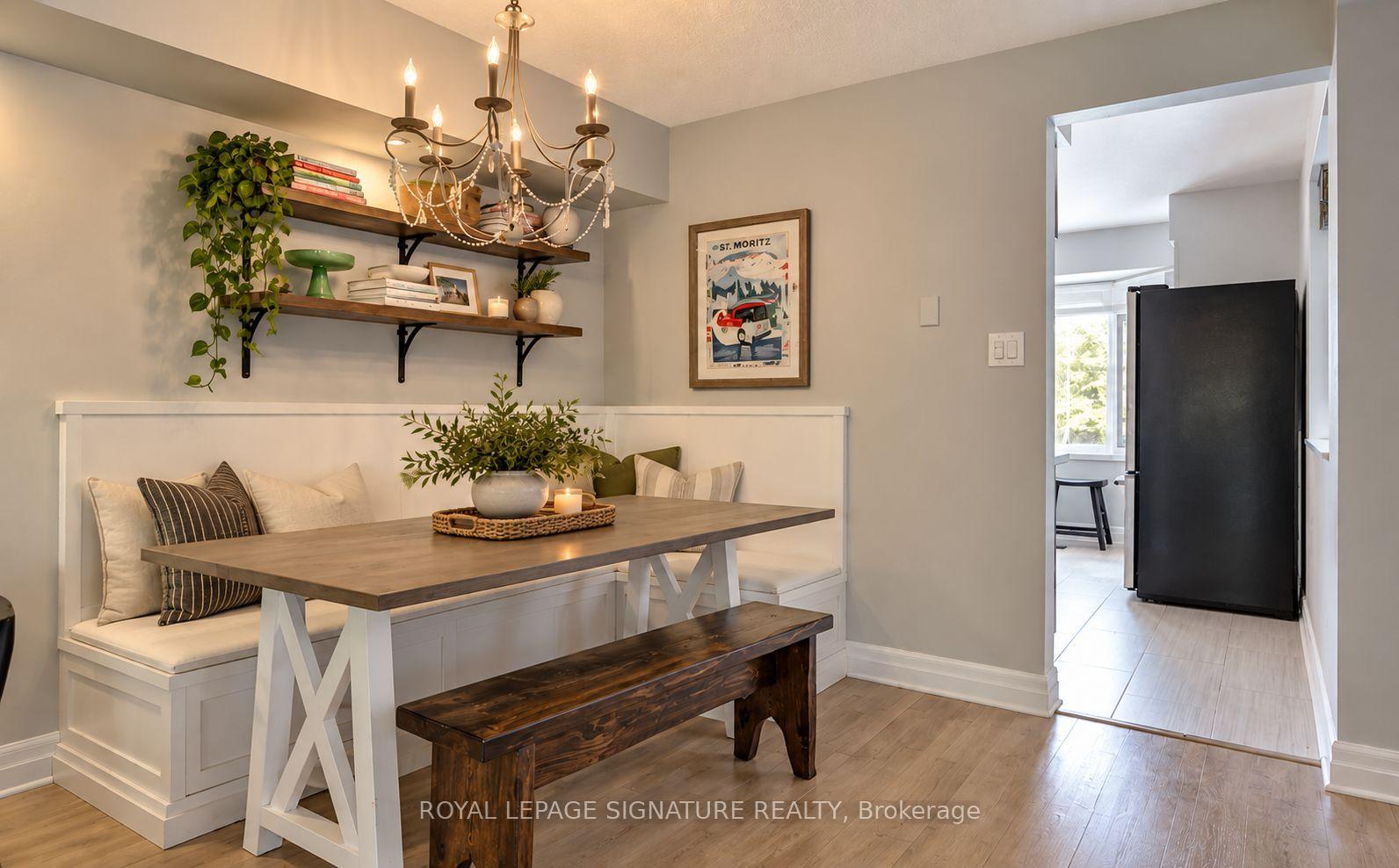 Photo 12 of 27 Normandy Place, Oakville, Central — HOMEH