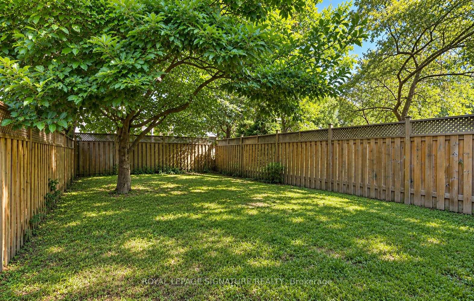 Photo 34 of 27 Normandy Place, Oakville, Central — HOMEH