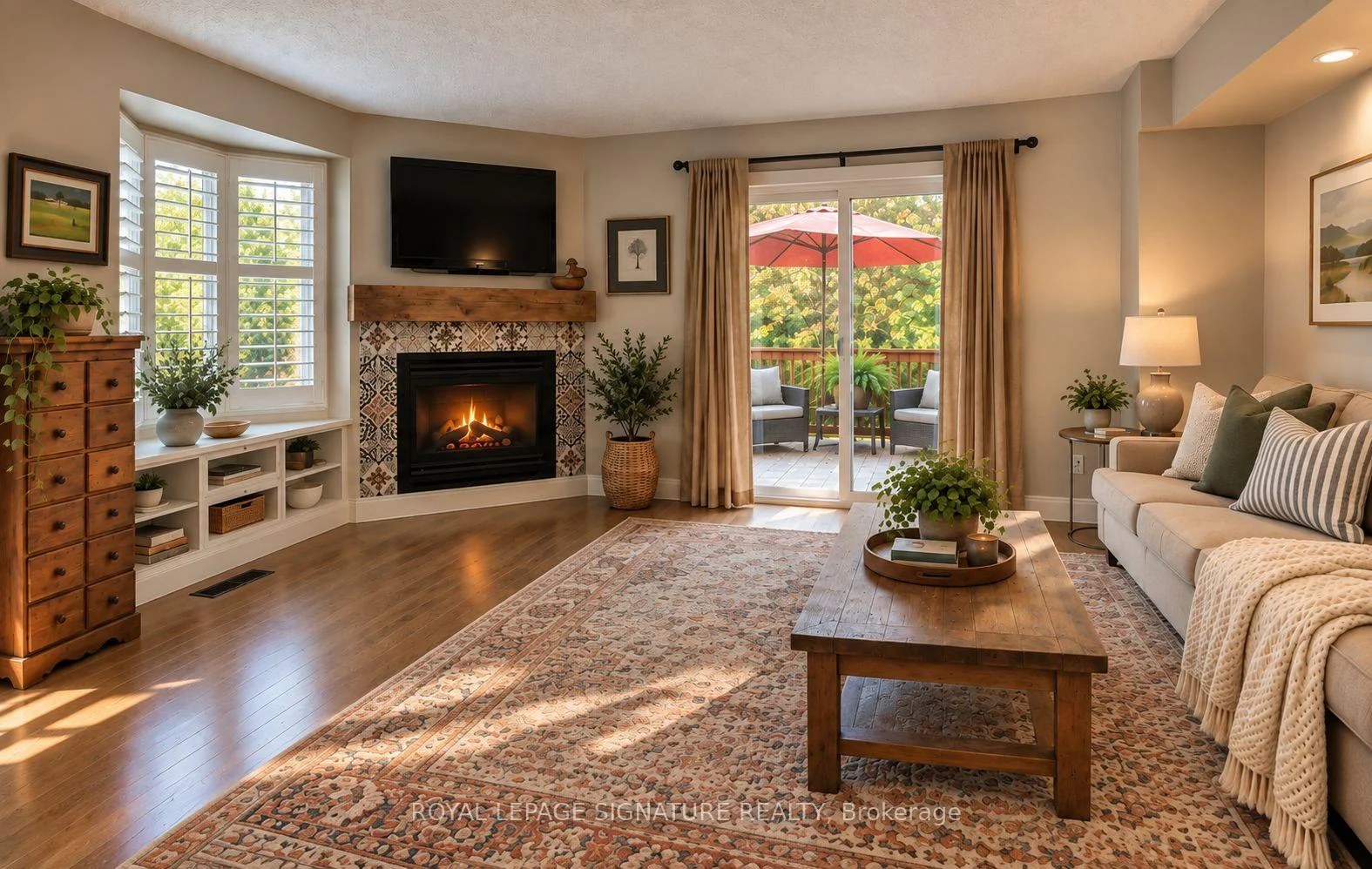 Photo 7 of 27 Normandy Place, Oakville, Central — HOMEH