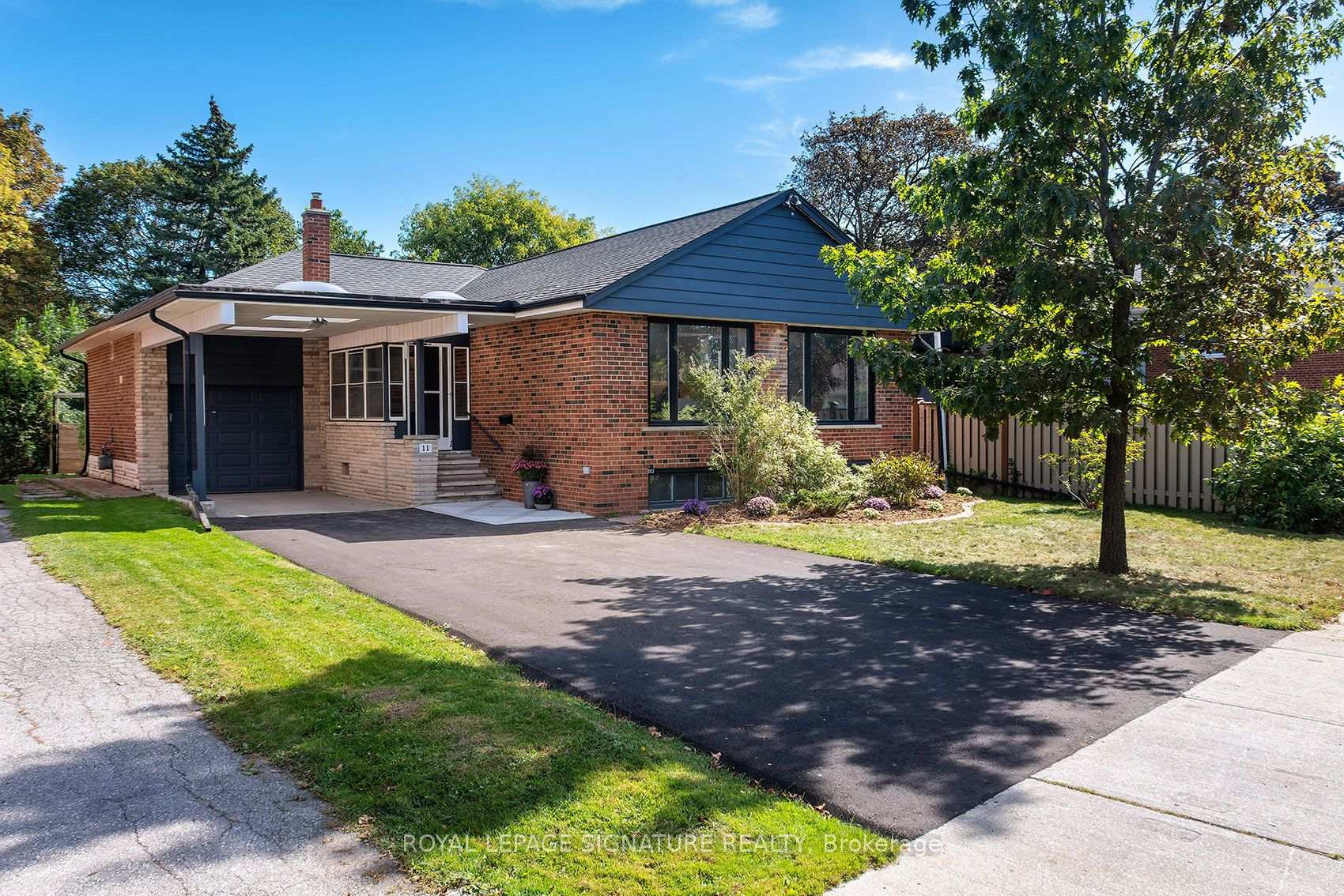 Photo 1 of 11 Koos Road, Etobicoke, Markland Wood — HOMEH
