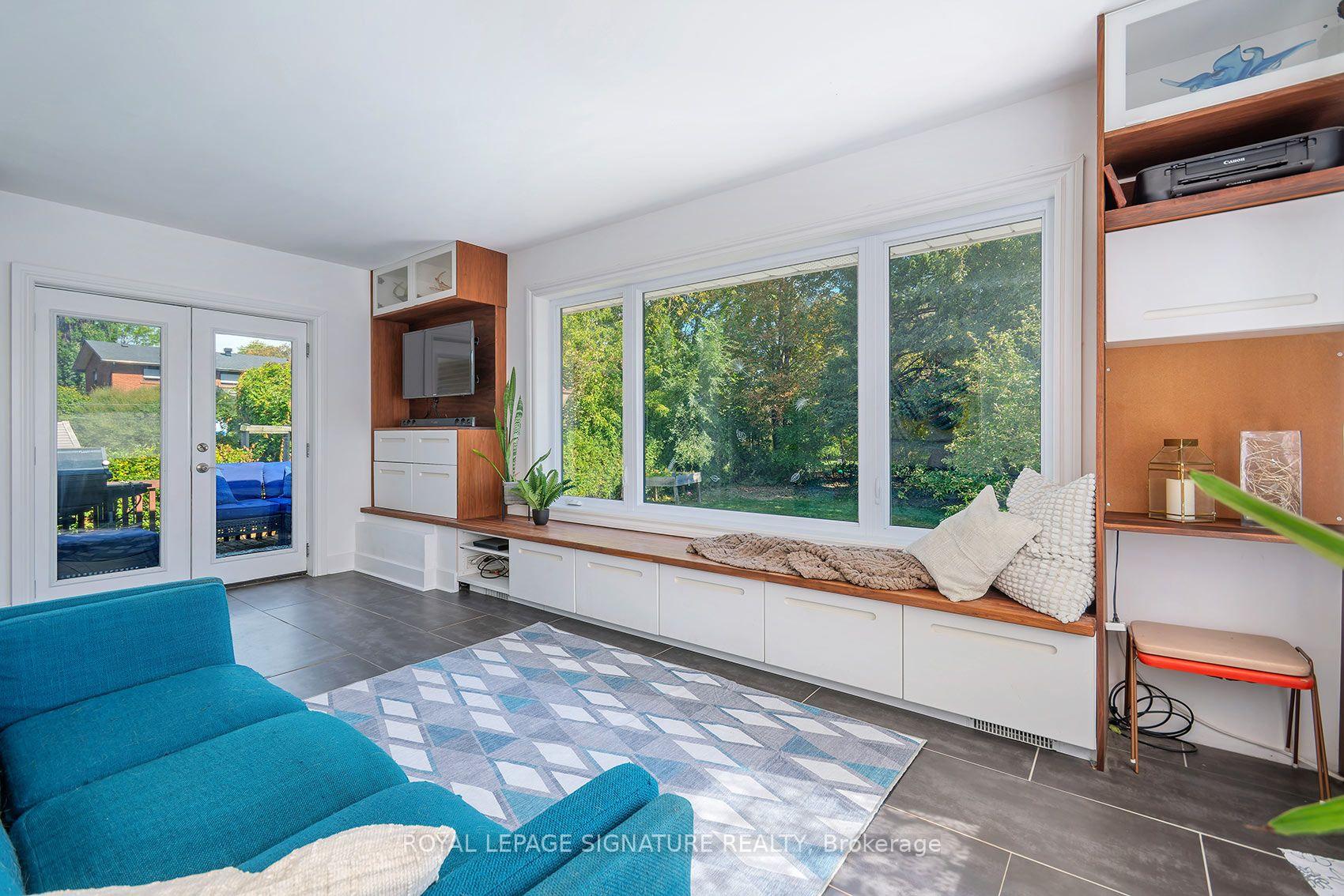 Photo 13 of 11 Koos Road, Etobicoke, Markland Wood — HOMEH