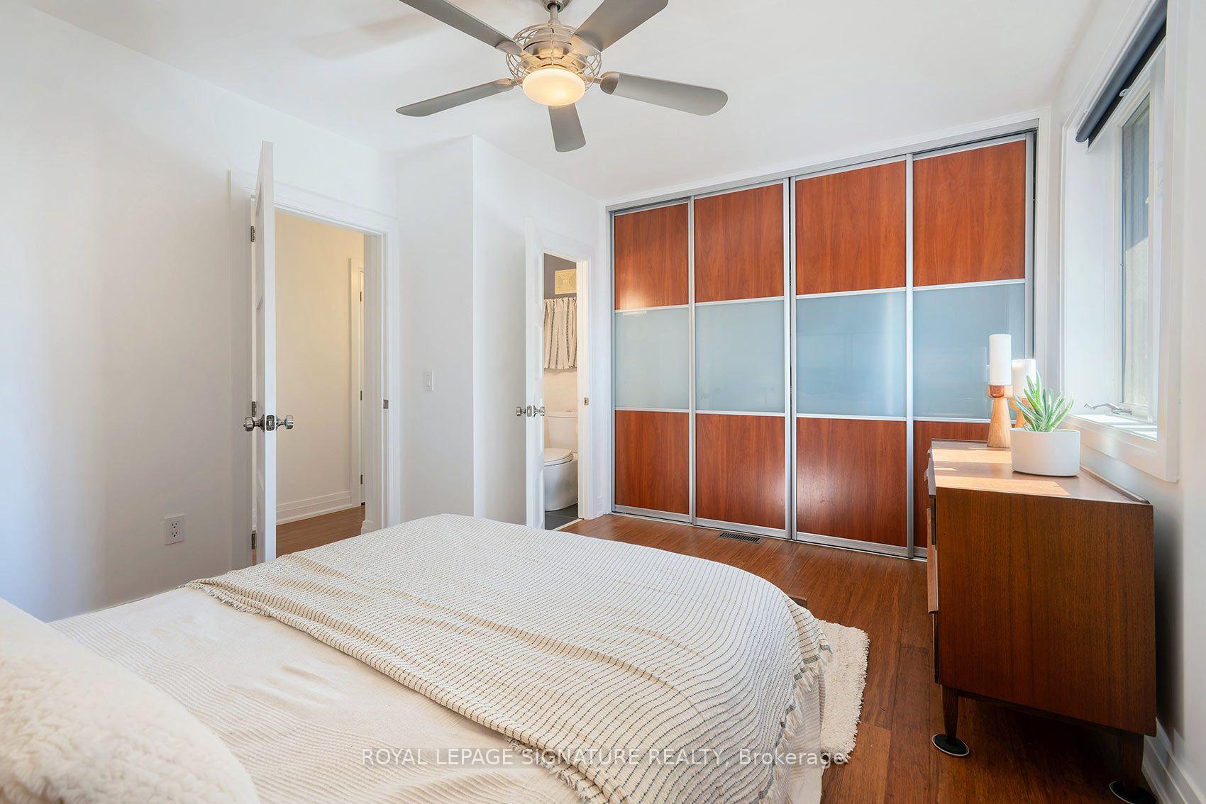 Photo 15 of 11 Koos Road, Etobicoke, Markland Wood — HOMEH