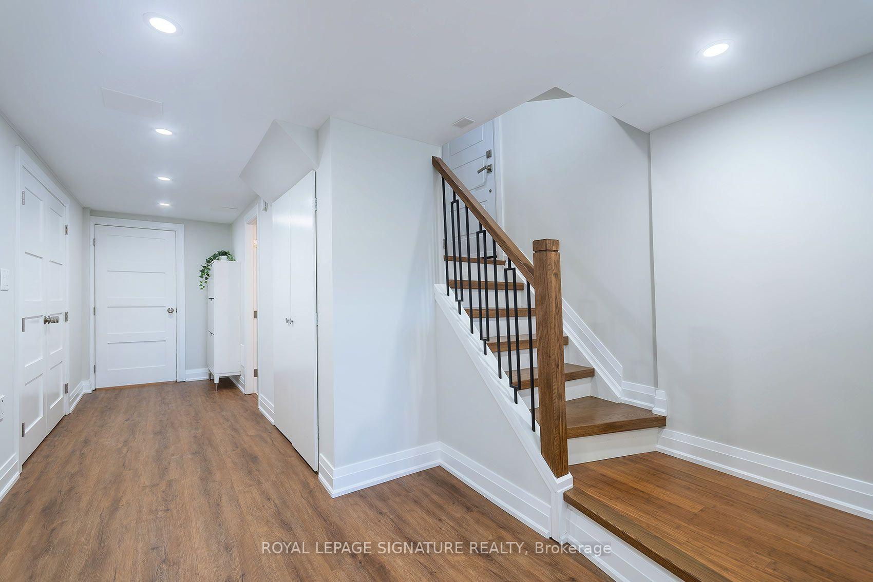 Photo 24 of 11 Koos Road, Etobicoke, Markland Wood — HOMEH