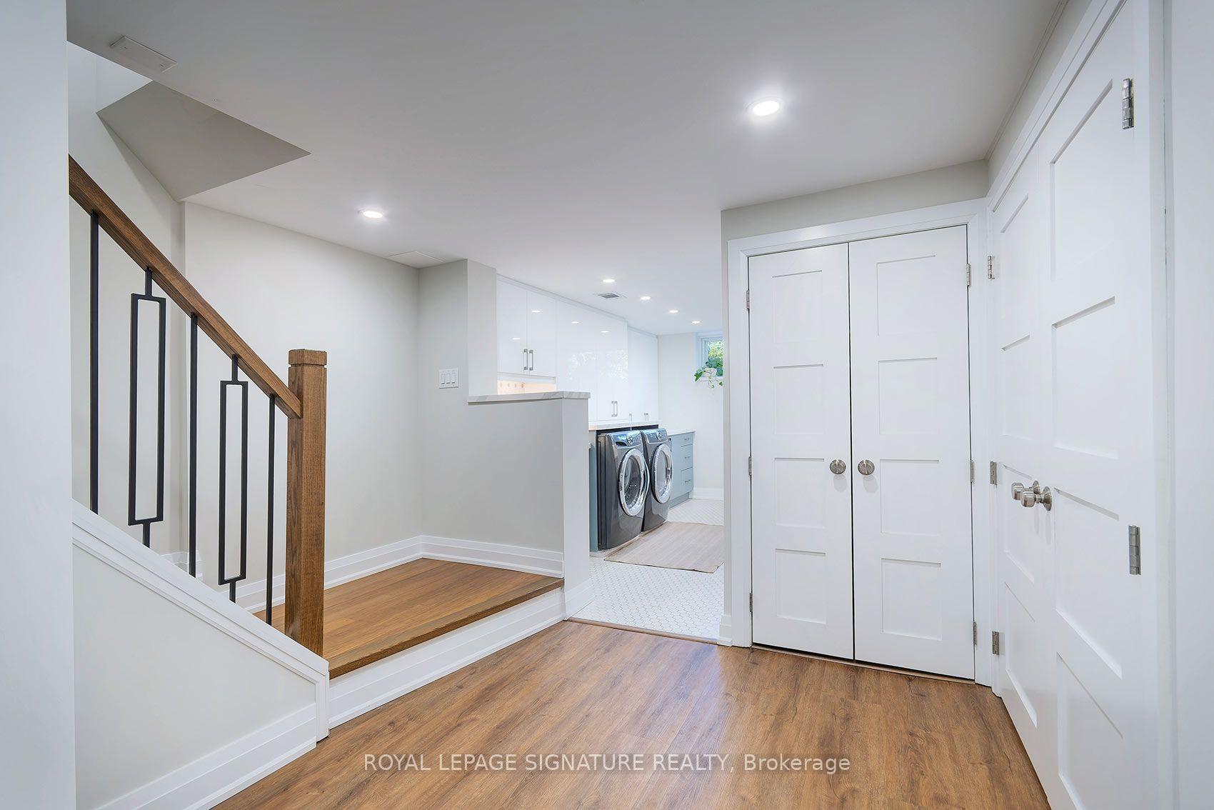Photo 25 of 11 Koos Road, Etobicoke, Markland Wood — HOMEH