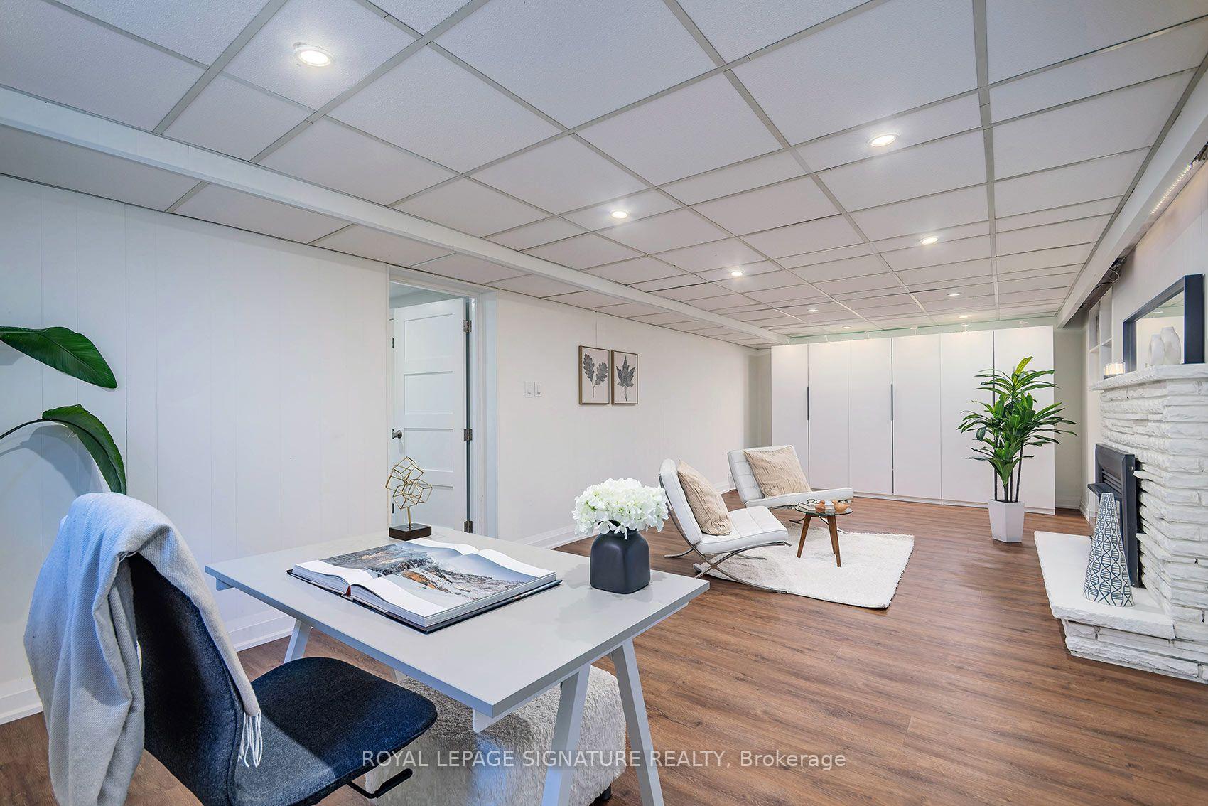 Photo 27 of 11 Koos Road, Etobicoke, Markland Wood — HOMEH