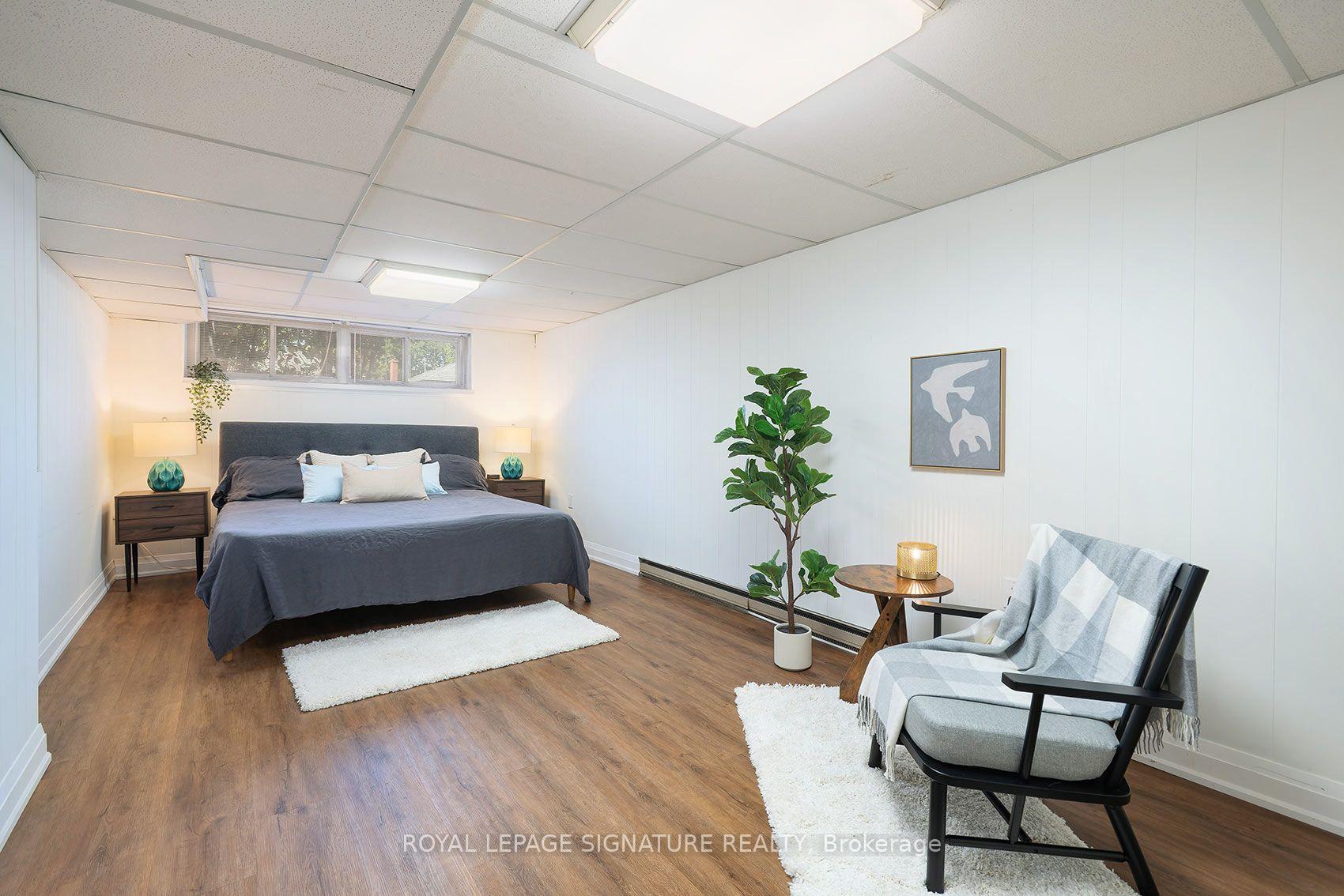 Photo 28 of 11 Koos Road, Etobicoke, Markland Wood — HOMEH