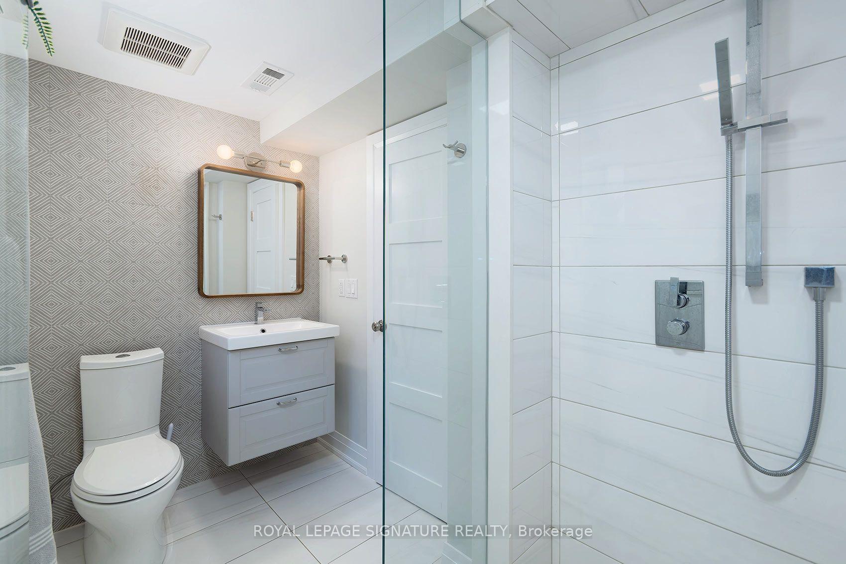 Photo 30 of 11 Koos Road, Etobicoke, Markland Wood — HOMEH