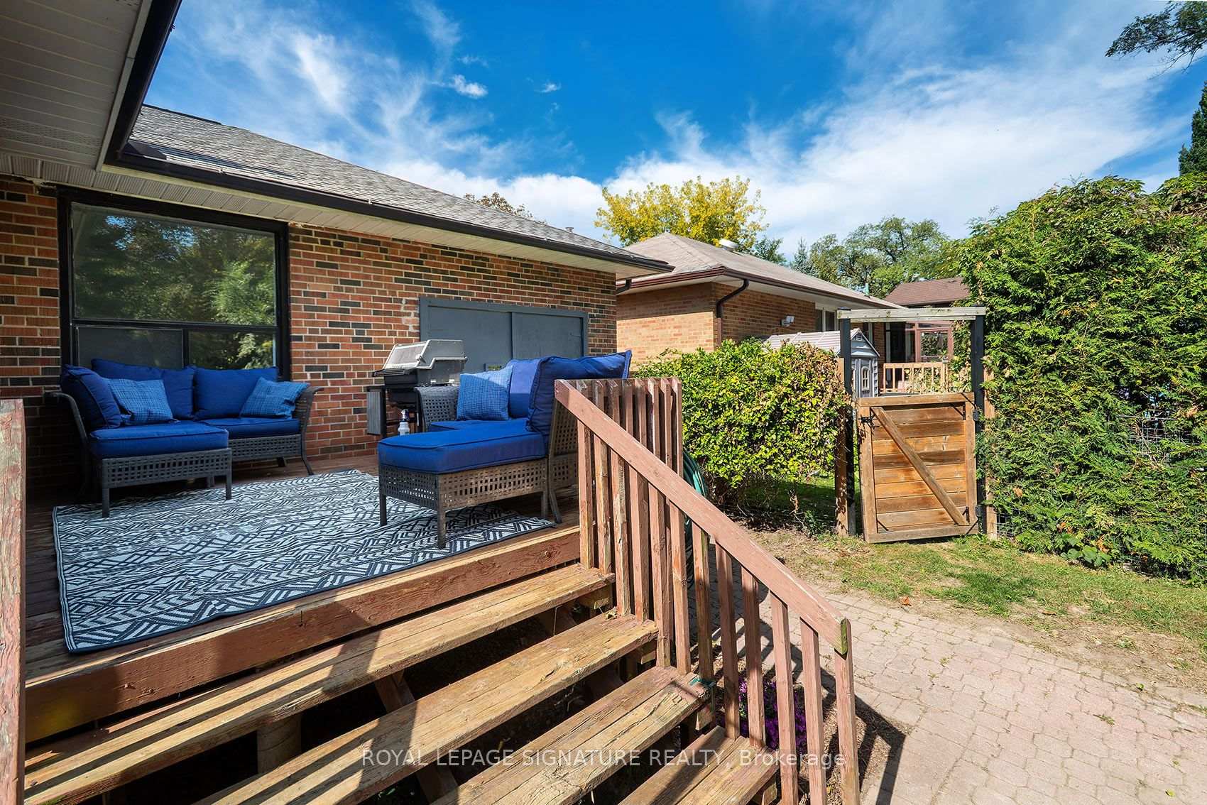 Photo 40 of 11 Koos Road, Etobicoke, Markland Wood — HOMEH