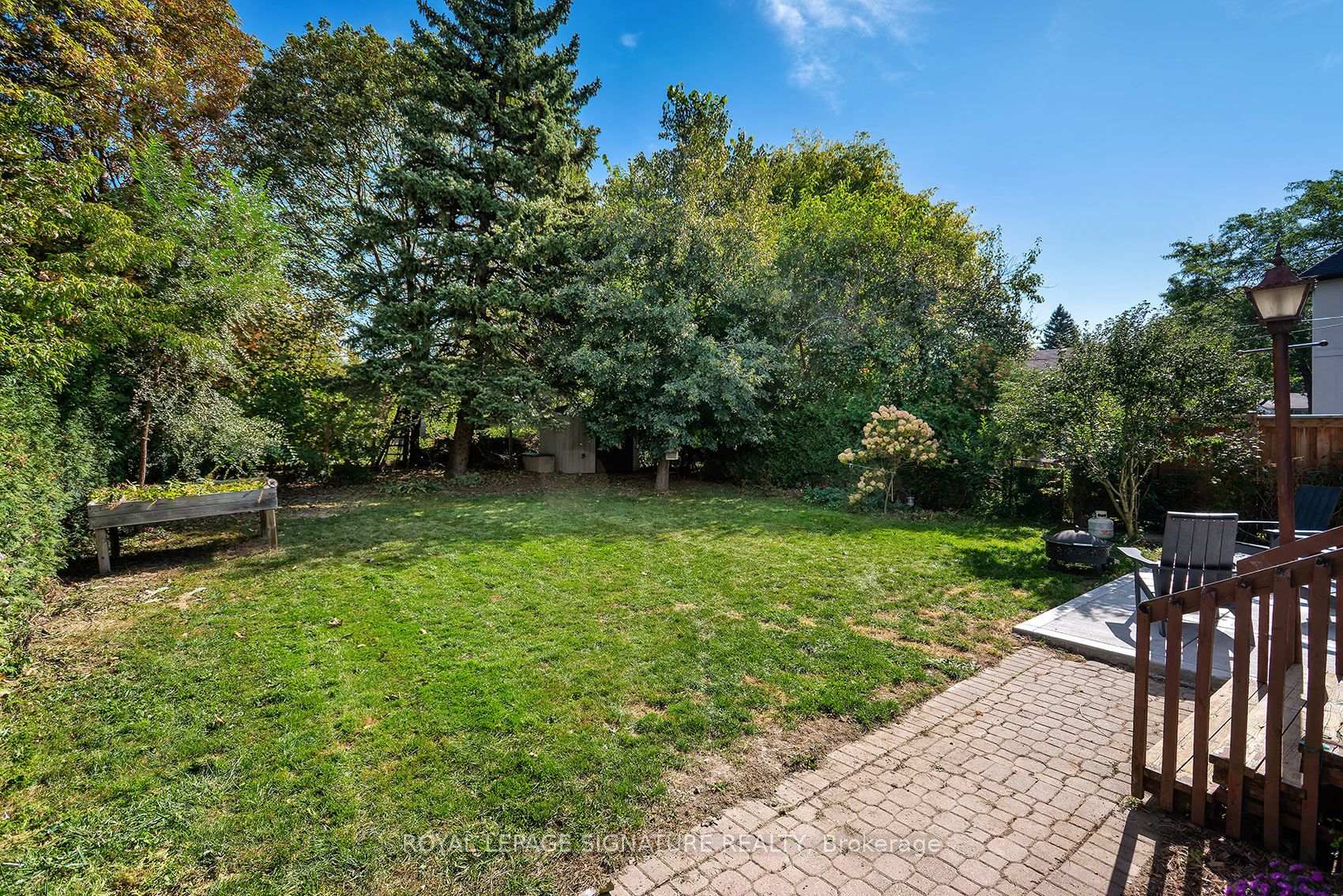 Photo 45 of 11 Koos Road, Etobicoke, Markland Wood — HOMEH