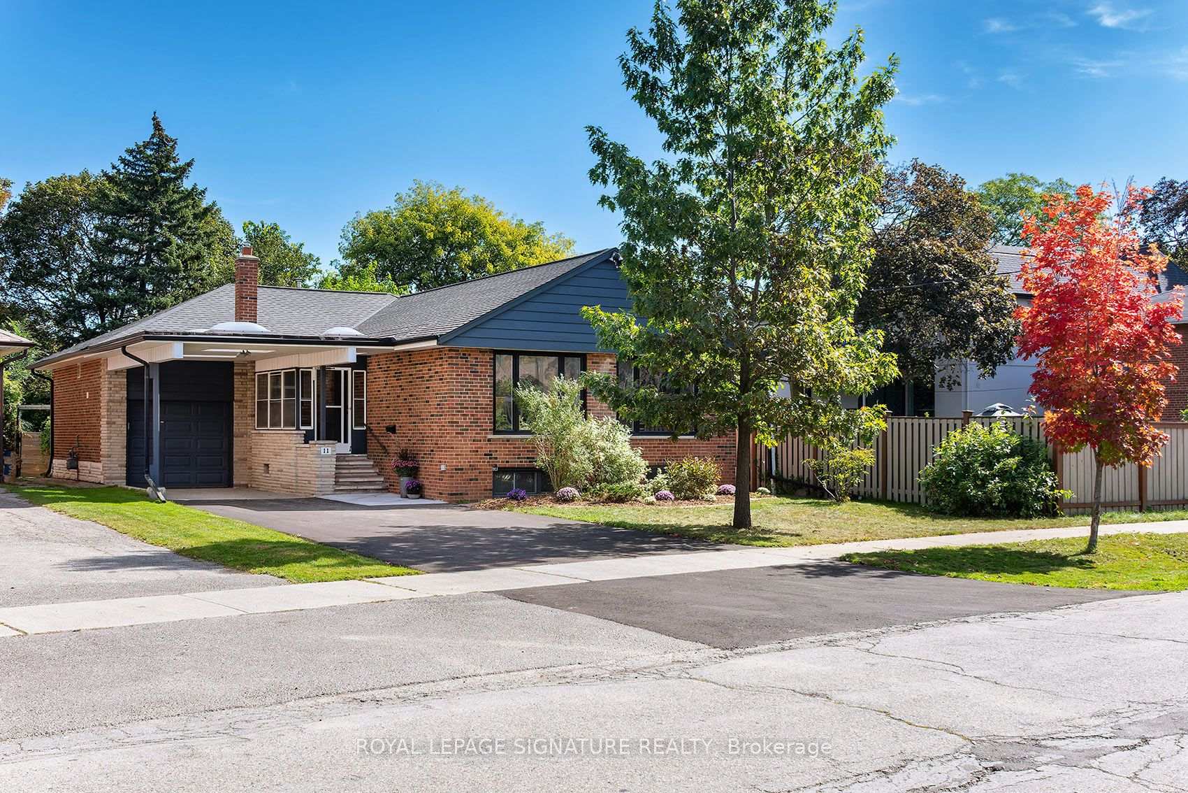 Photo 48 of 11 Koos Road, Etobicoke, Markland Wood — HOMEH